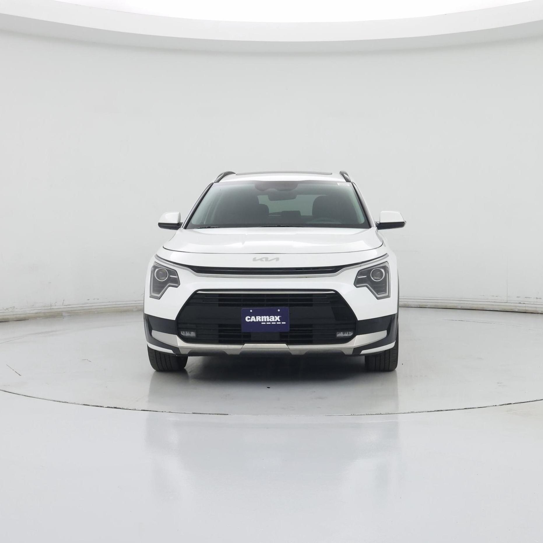 Thumbnail: 2023 Kia Niro - 5