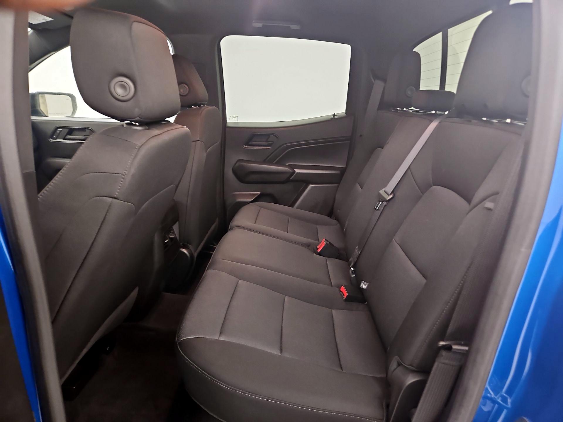 Thumbnail: 2023 Chevrolet Colorado - 18