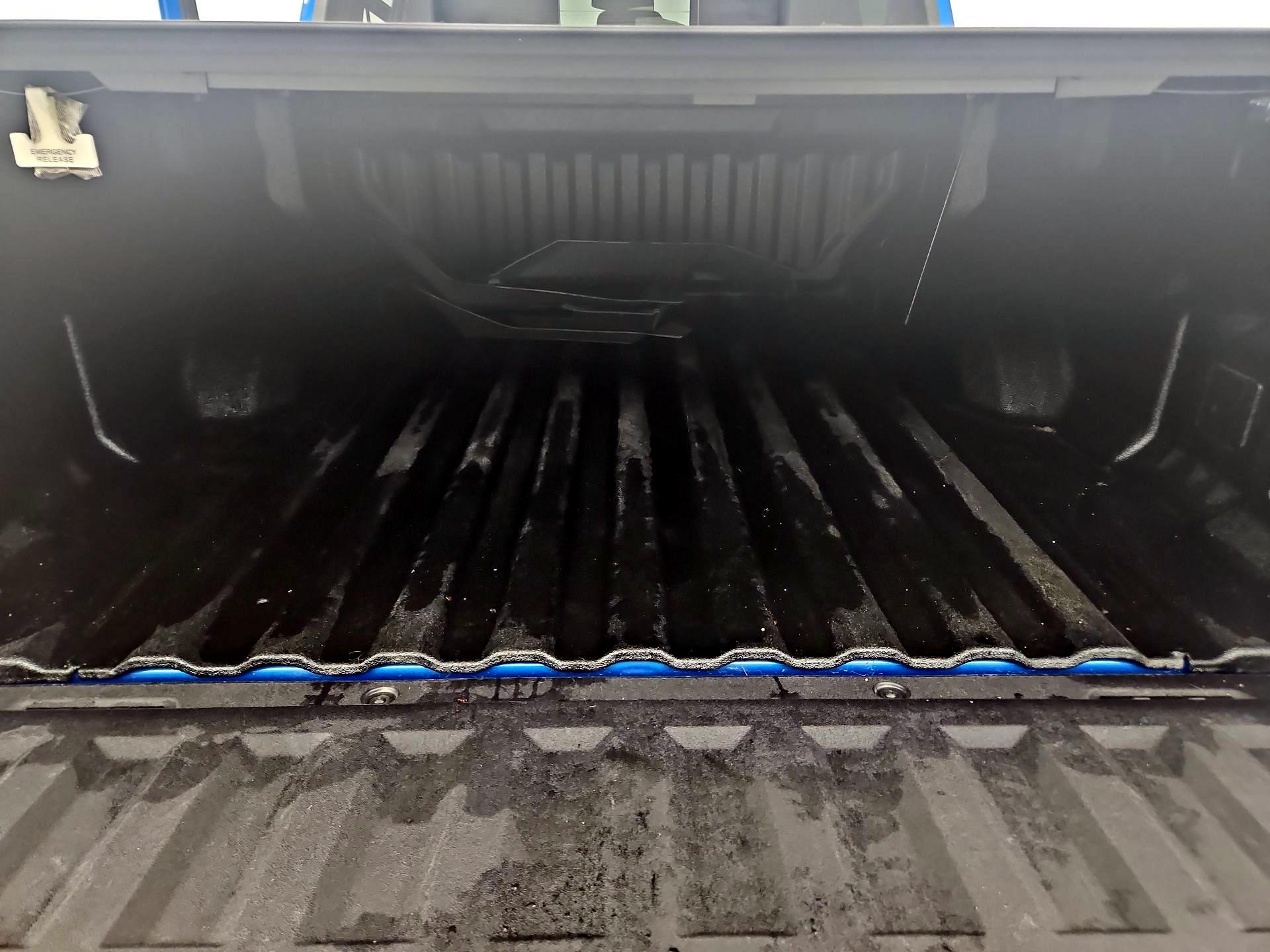 Thumbnail: 2023 Chevrolet Colorado - 19