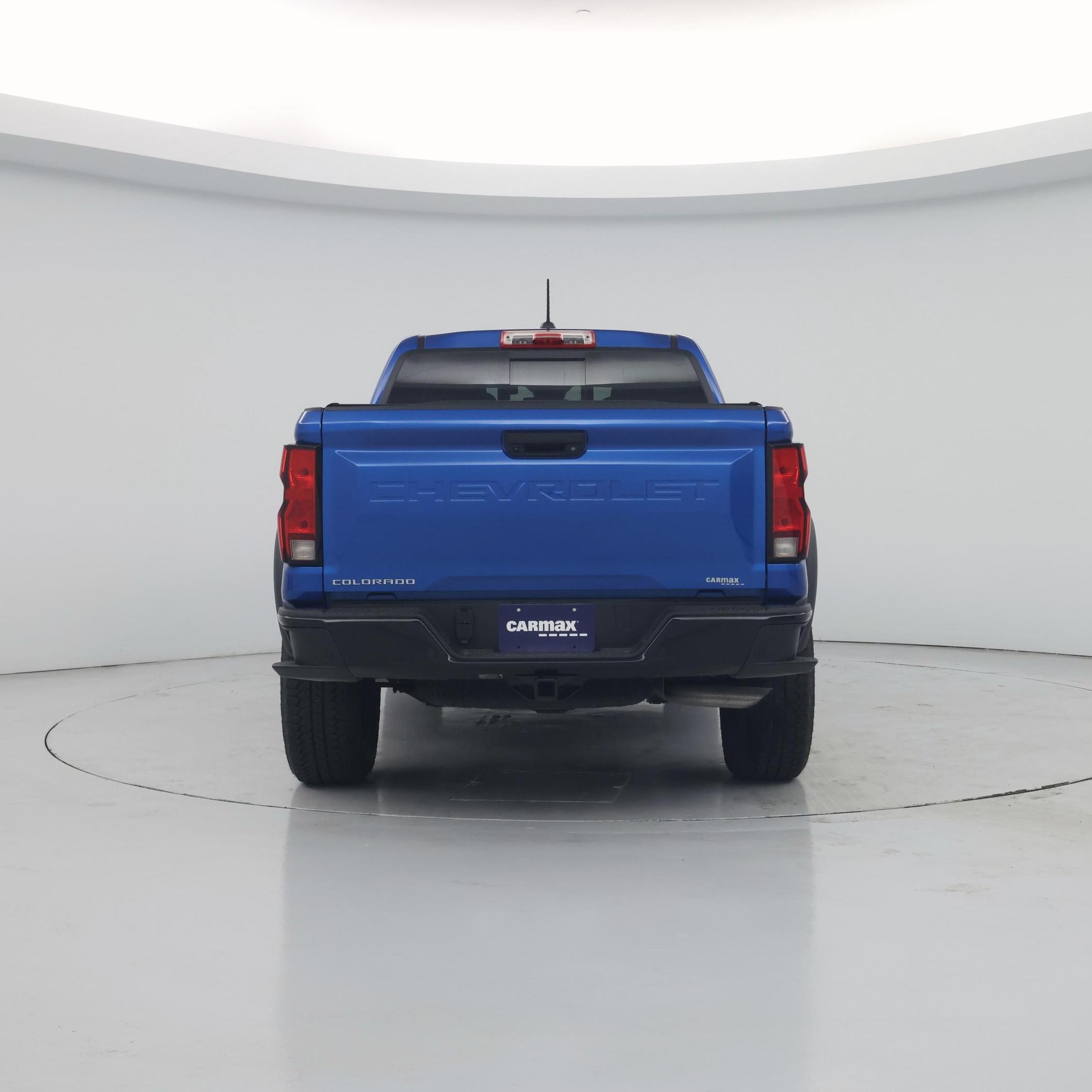 Thumbnail: 2023 Chevrolet Colorado - 6