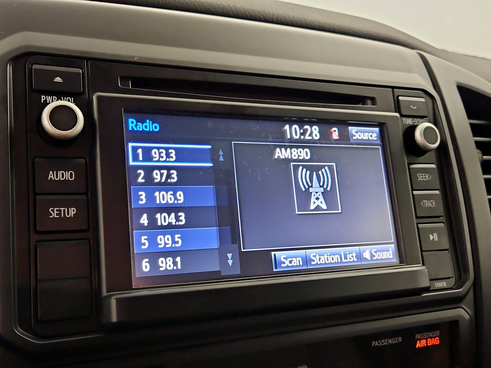 Thumbnail: 2015 Toyota Tacoma - 14