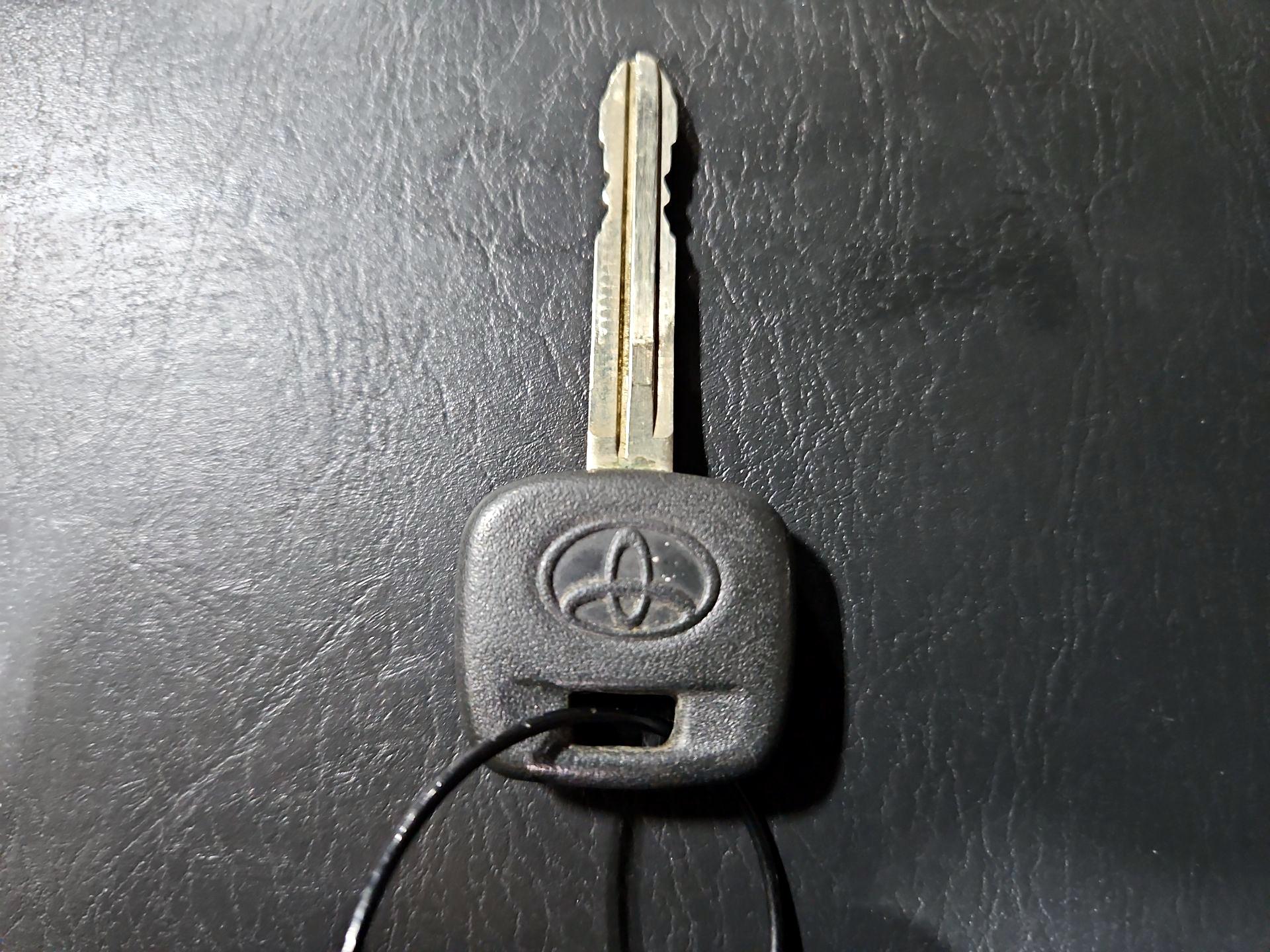 Thumbnail: 2015 Toyota Tacoma - 20