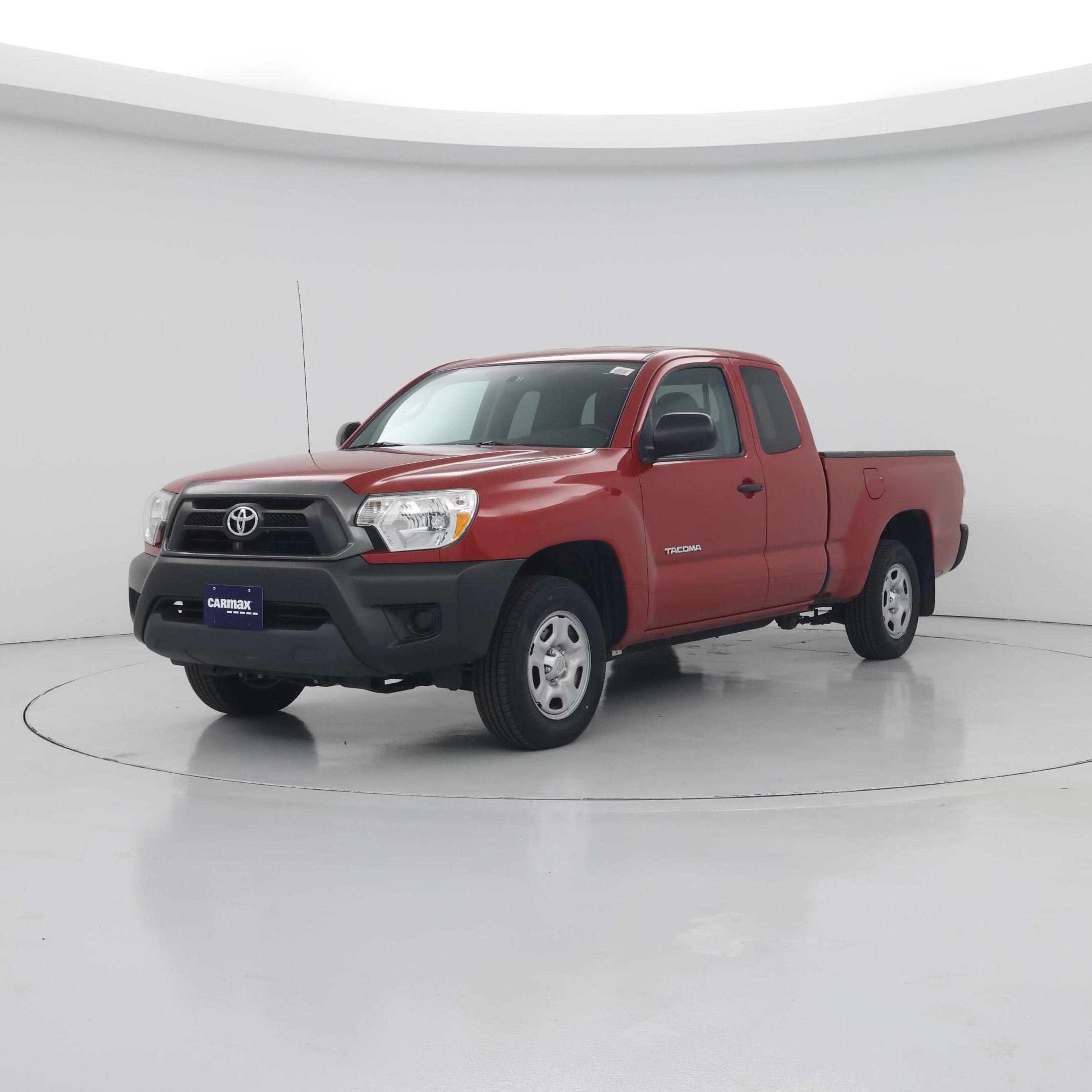 Thumbnail: 2015 Toyota Tacoma - 4