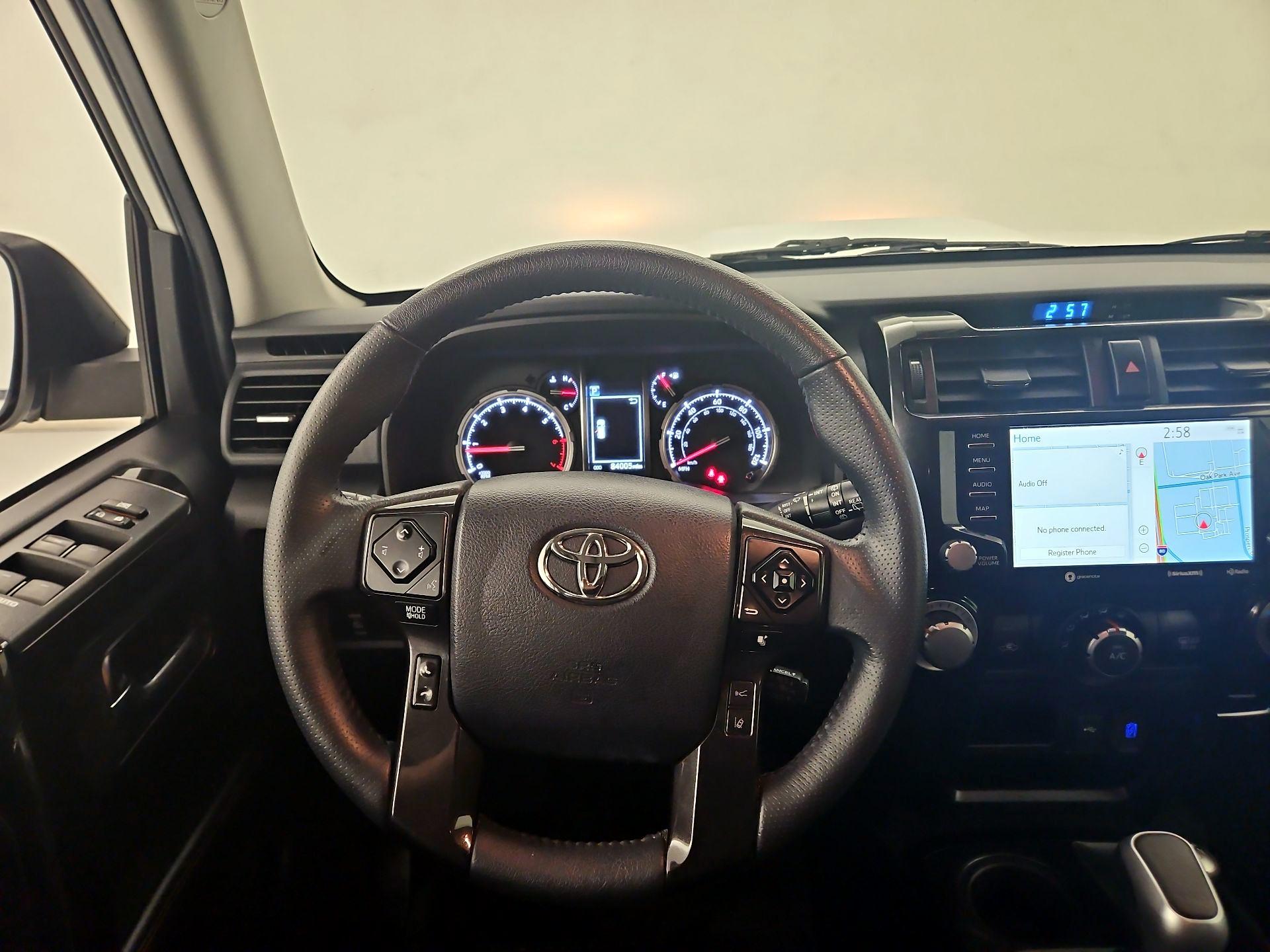 Thumbnail: 2021 Toyota 4Runner - 10