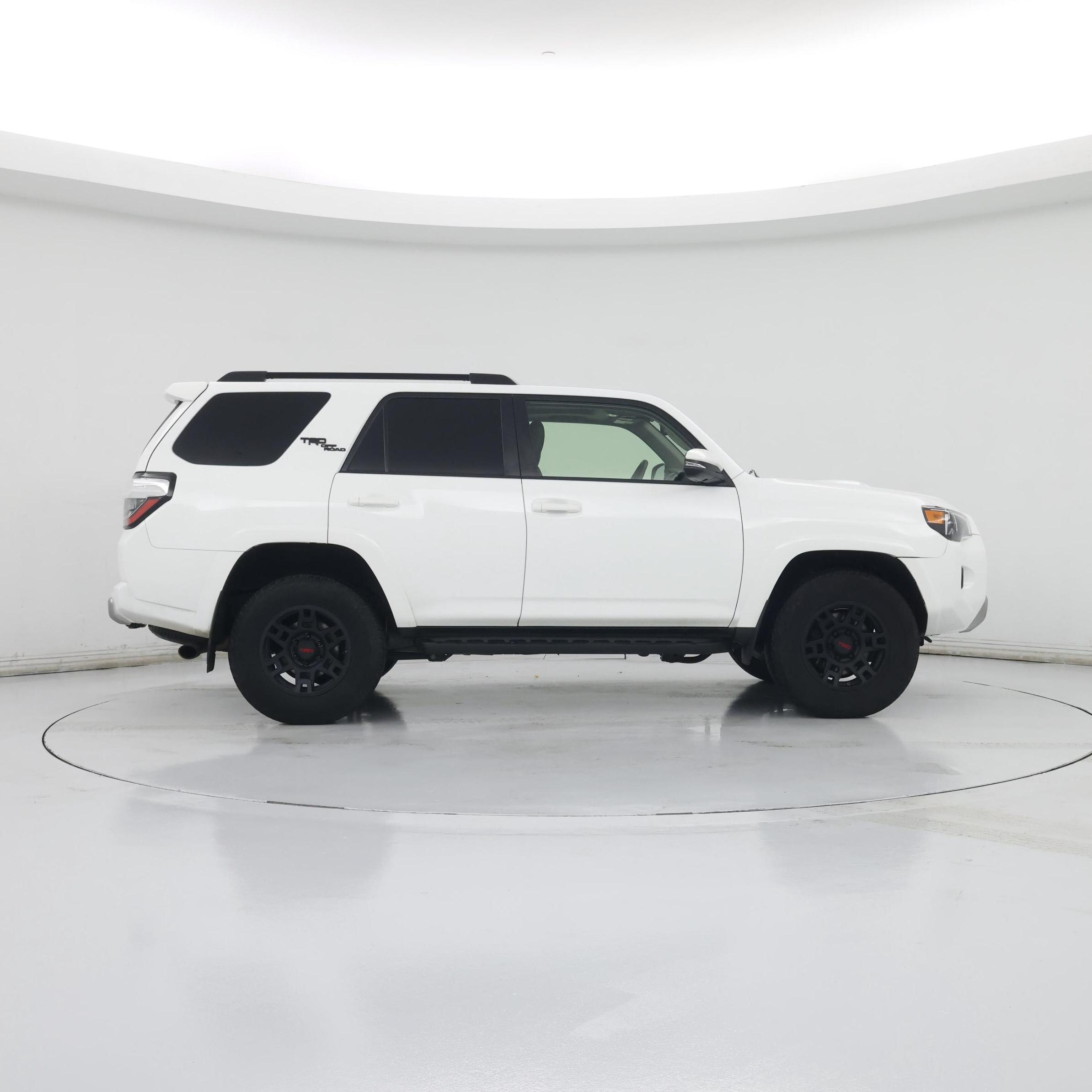 Thumbnail: 2021 Toyota 4Runner - 7