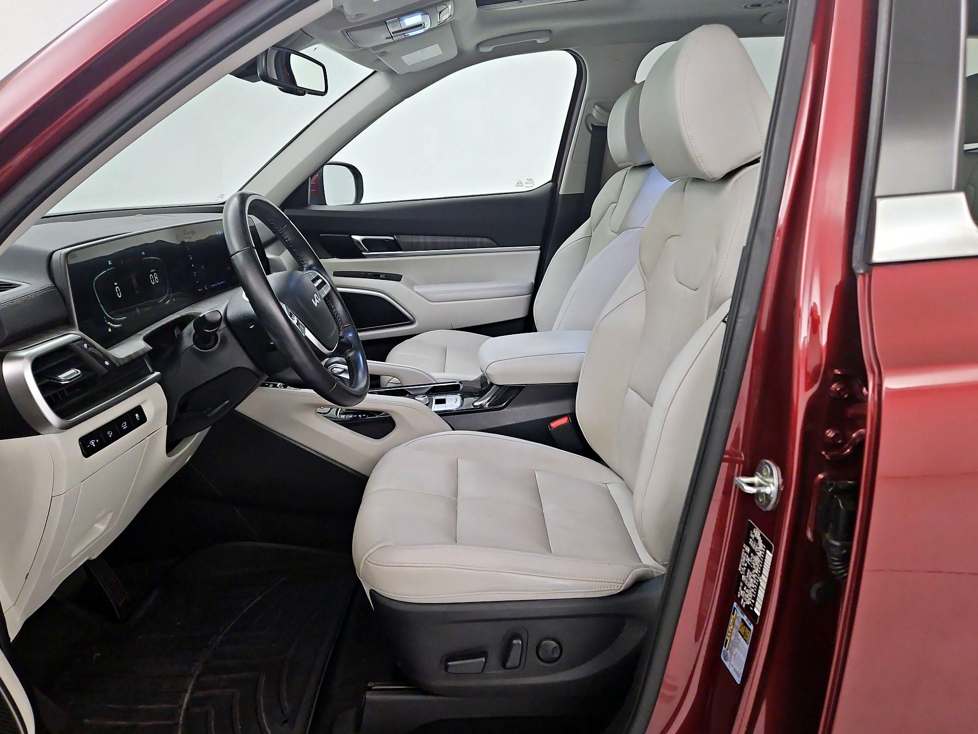 Thumbnail: 2023 Kia Telluride - 11