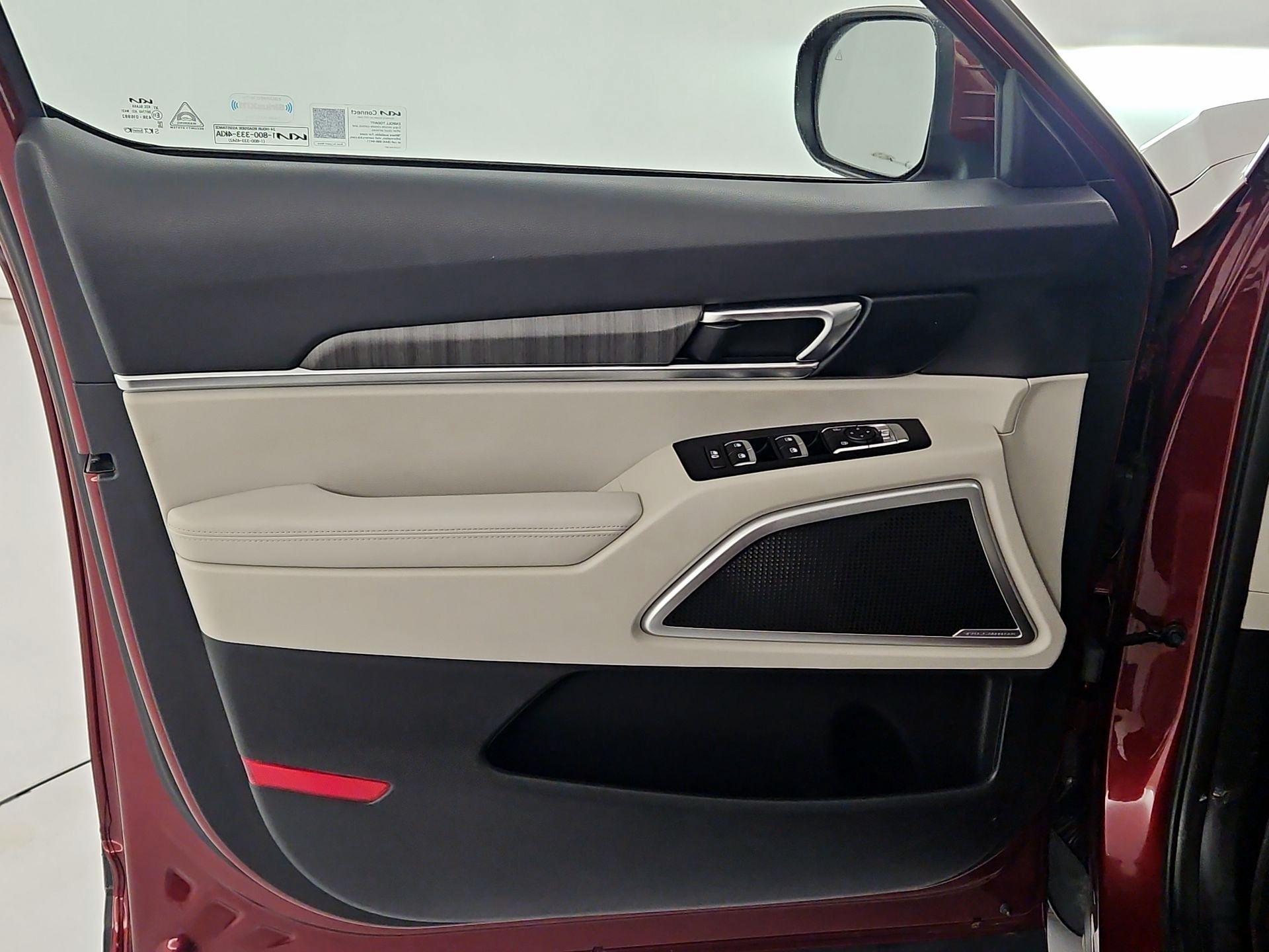 Thumbnail: 2023 Kia Telluride - 12