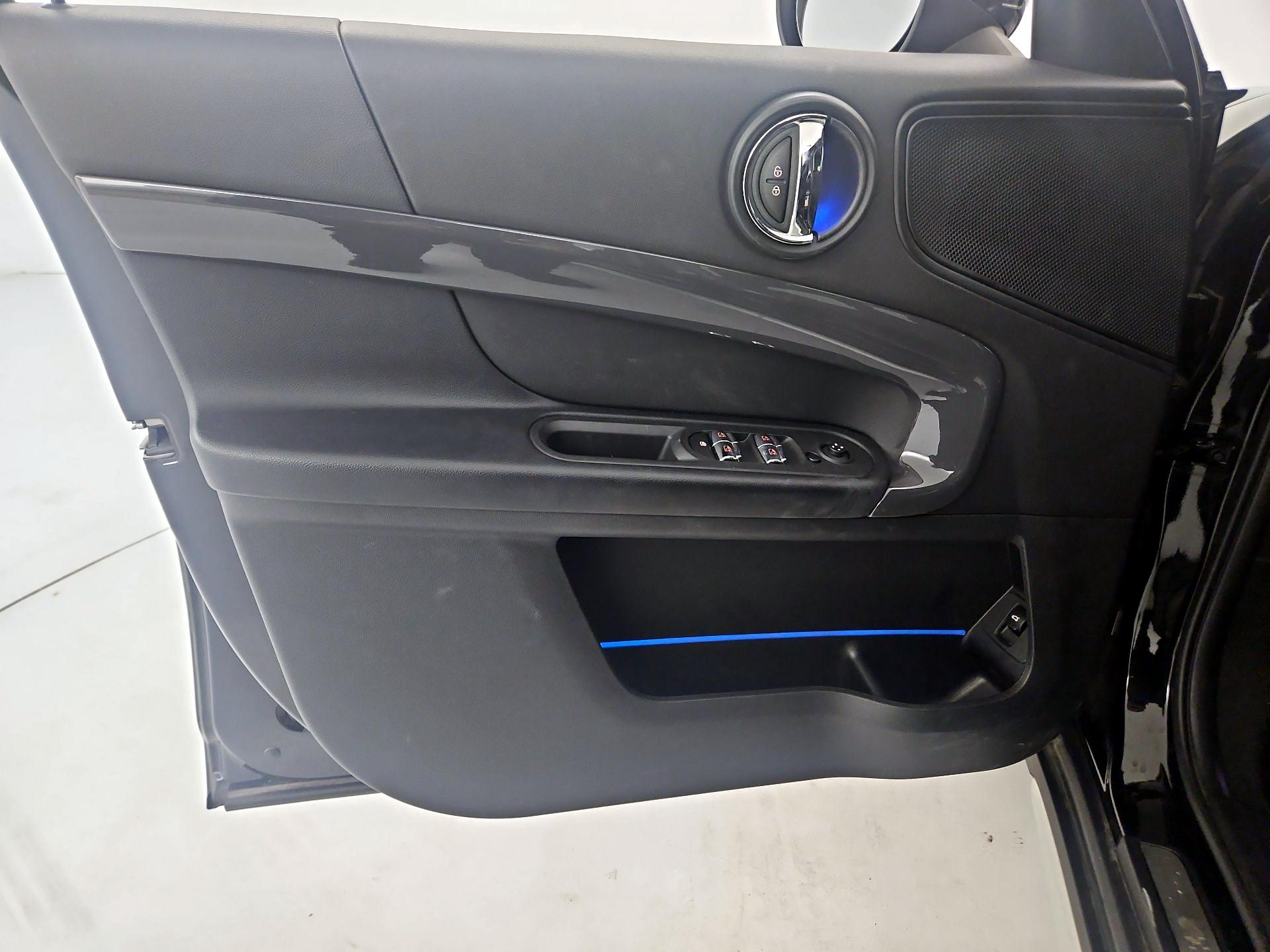 Thumbnail: 2019 MINI Cooper Countryman - 12