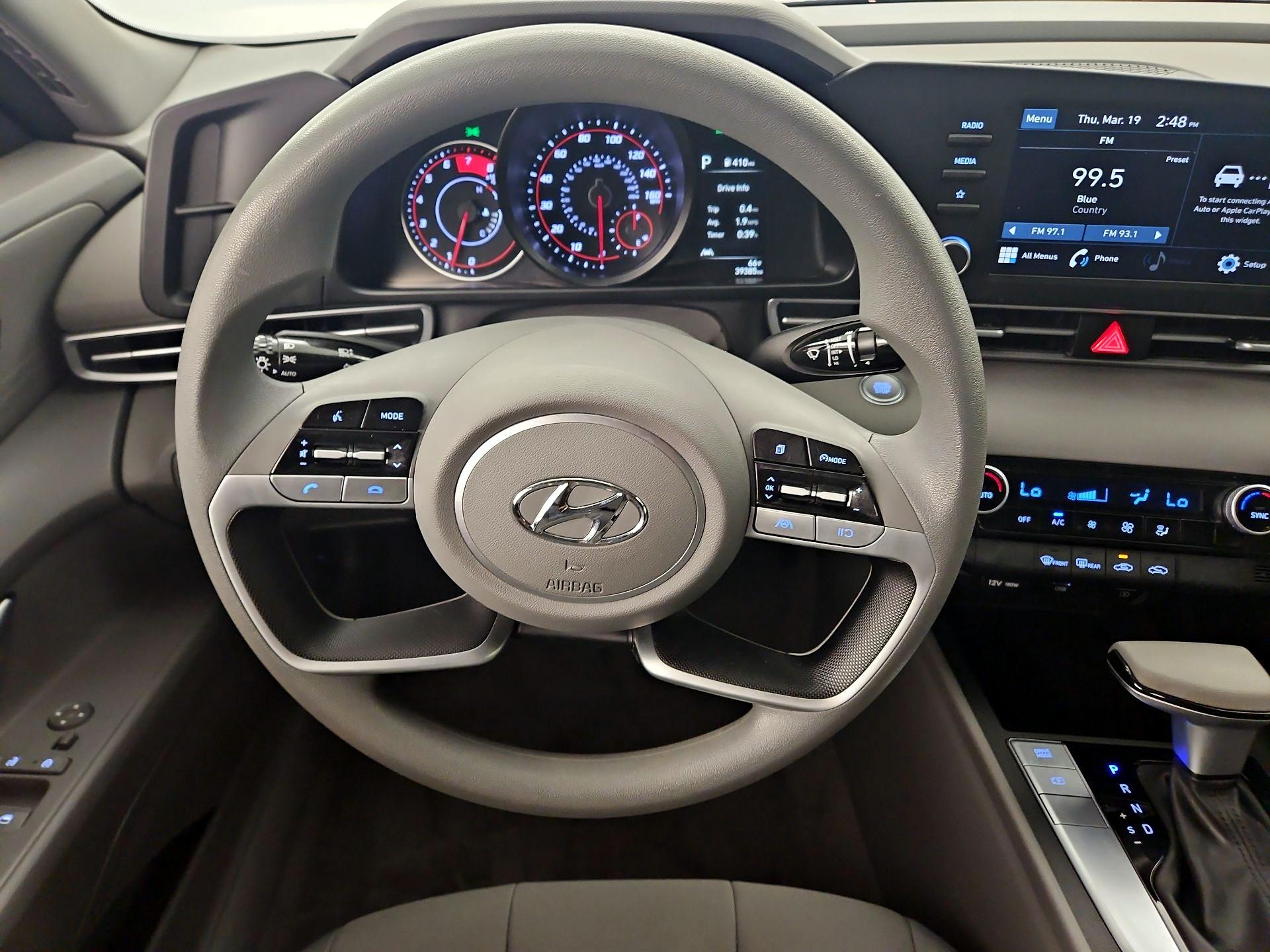 Thumbnail: 2023 Hyundai Elantra - 10