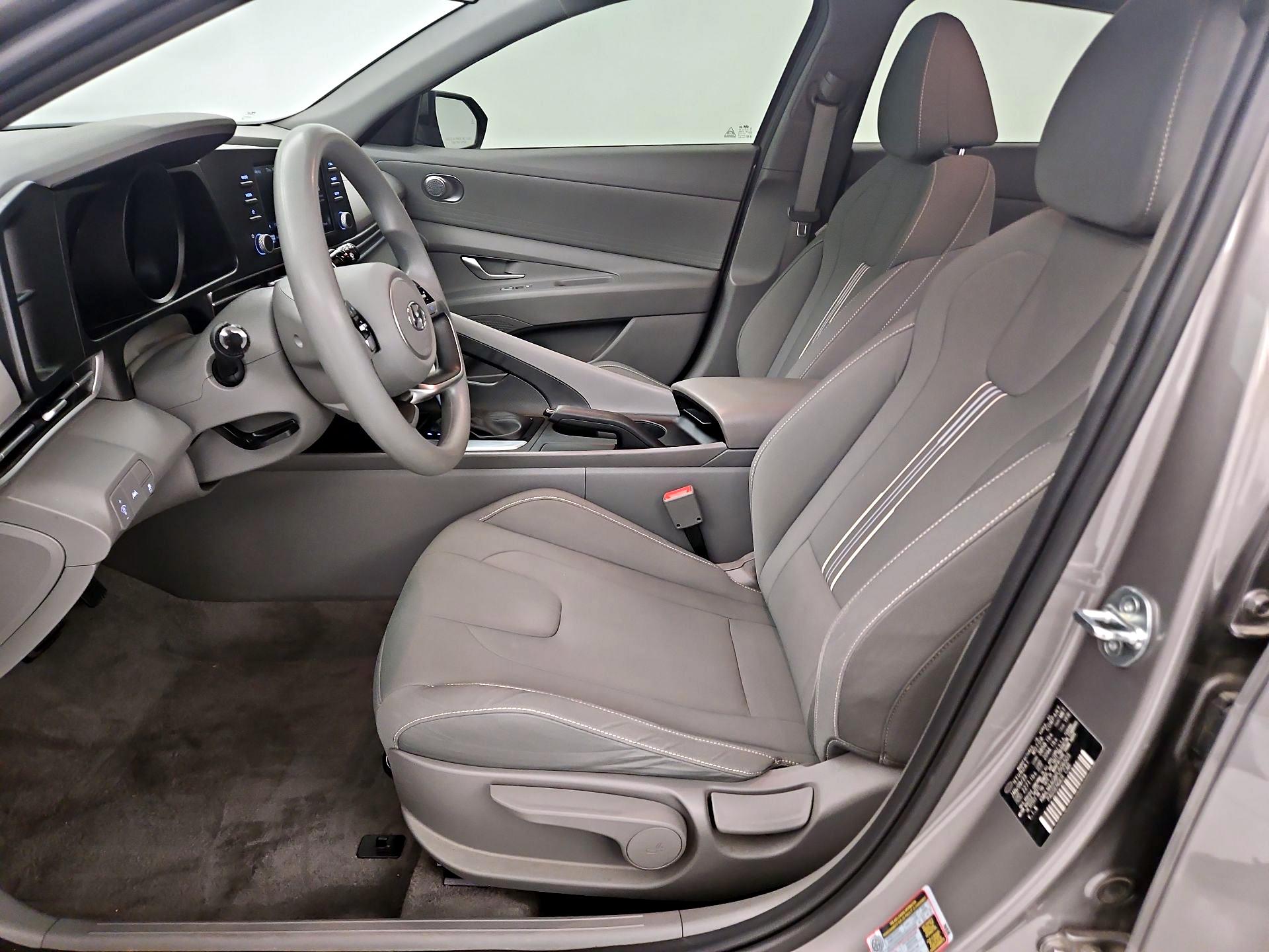 Thumbnail: 2023 Hyundai Elantra - 11