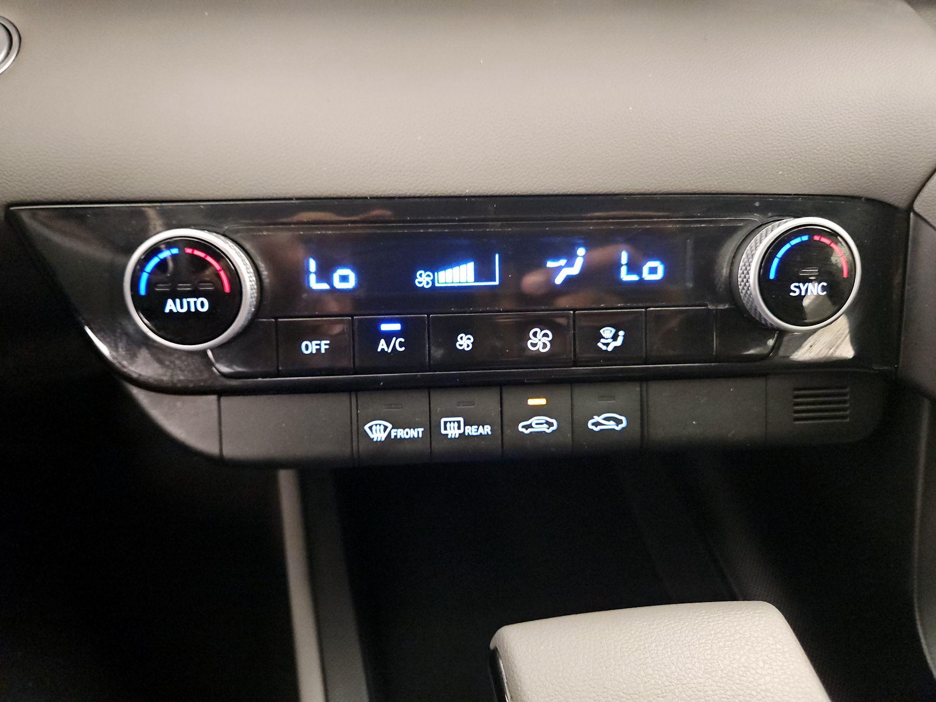 Thumbnail: 2023 Hyundai Elantra - 16