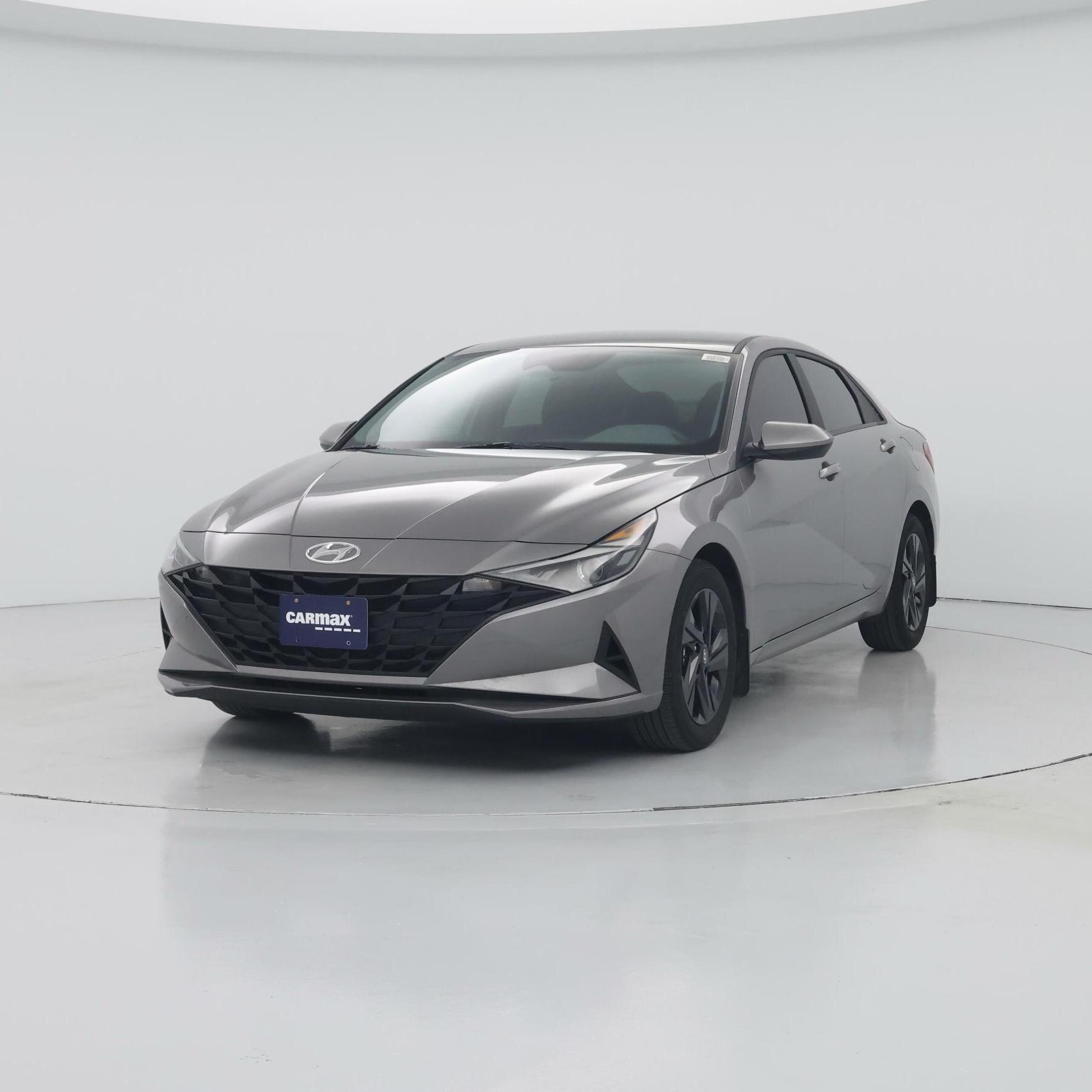 Thumbnail: 2023 Hyundai Elantra - 4