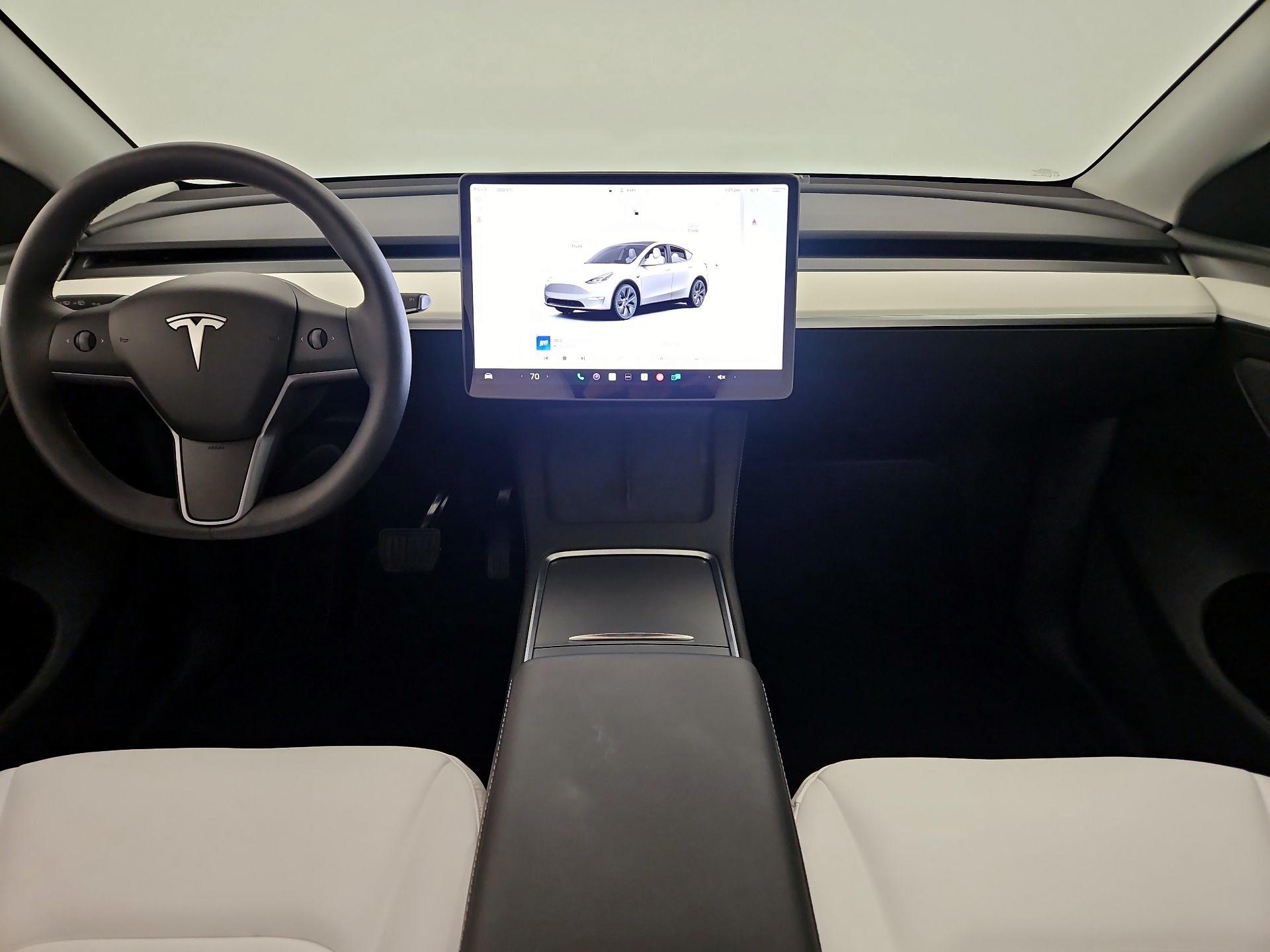 Thumbnail: 2025 Tesla Model Y - 9