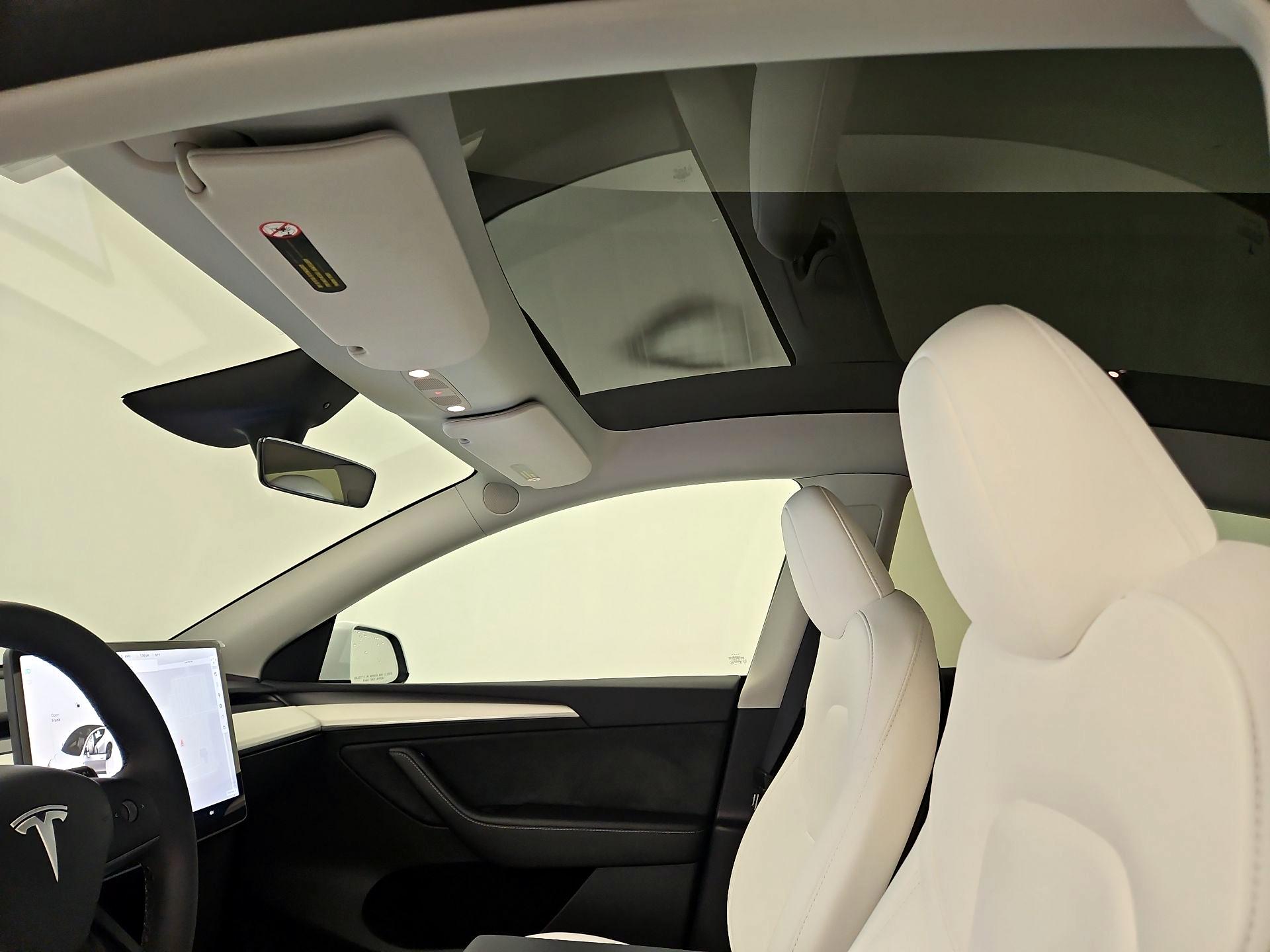 Thumbnail: 2025 Tesla Model Y - 18