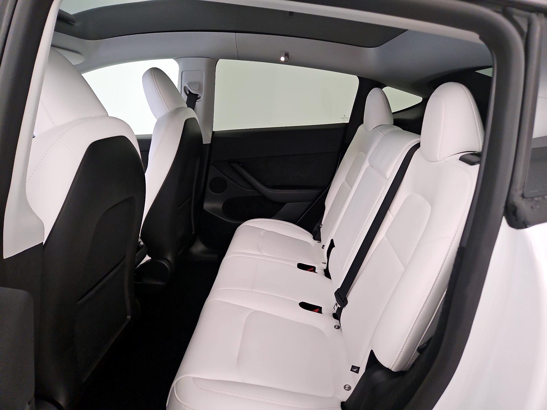 Thumbnail: 2025 Tesla Model Y - 19