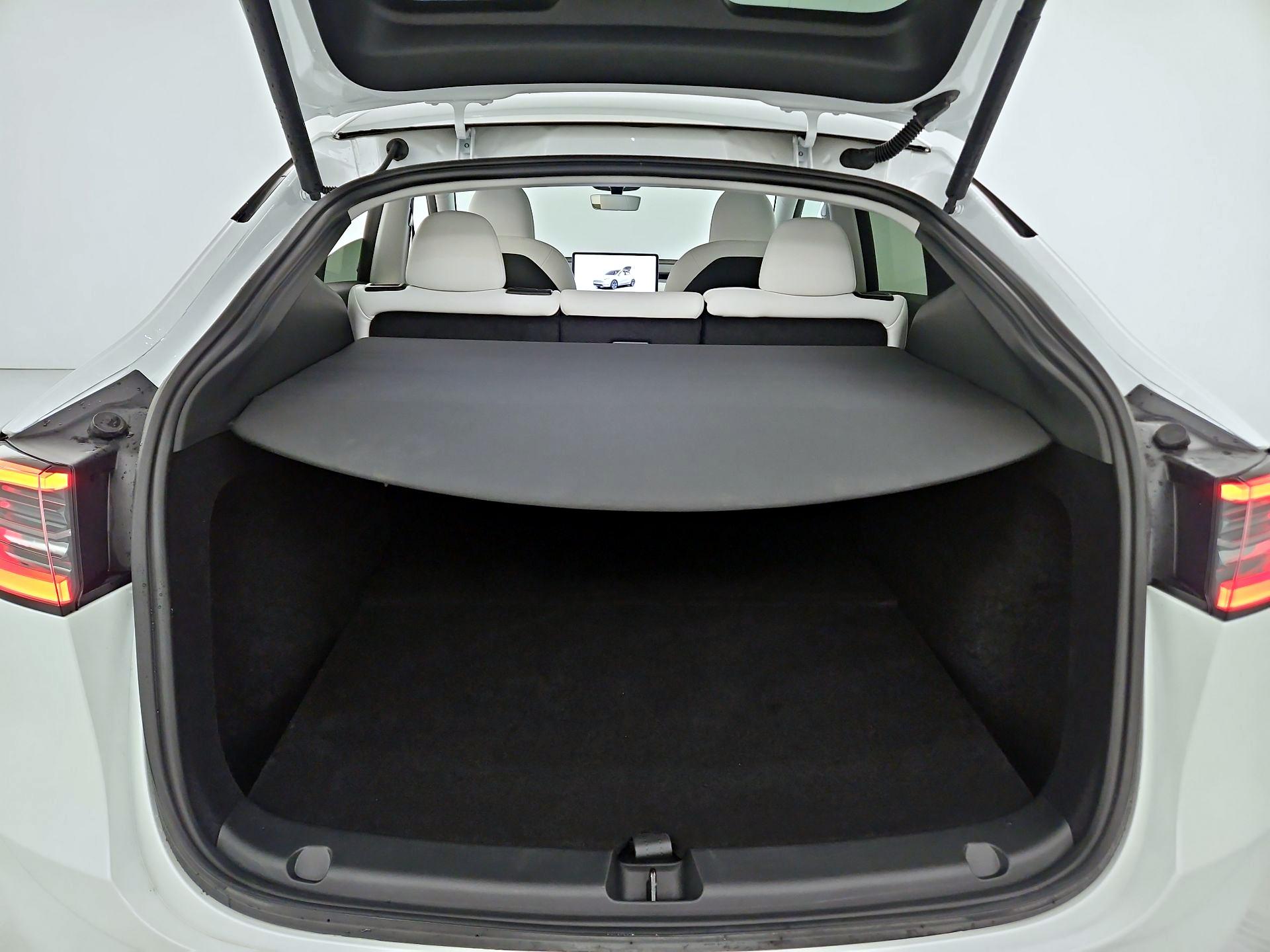 Thumbnail: 2025 Tesla Model Y - 20