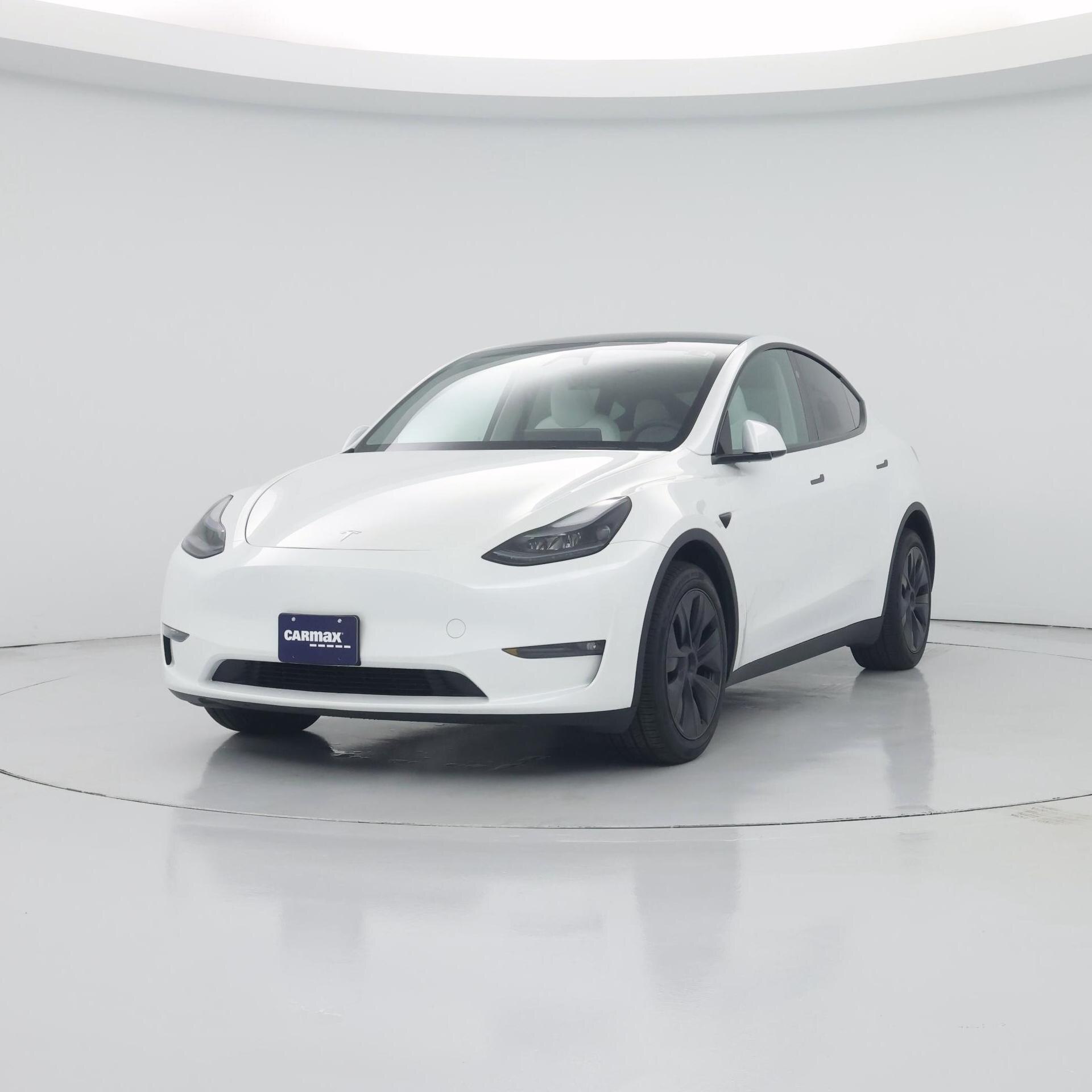 Thumbnail: 2025 Tesla Model Y - 4