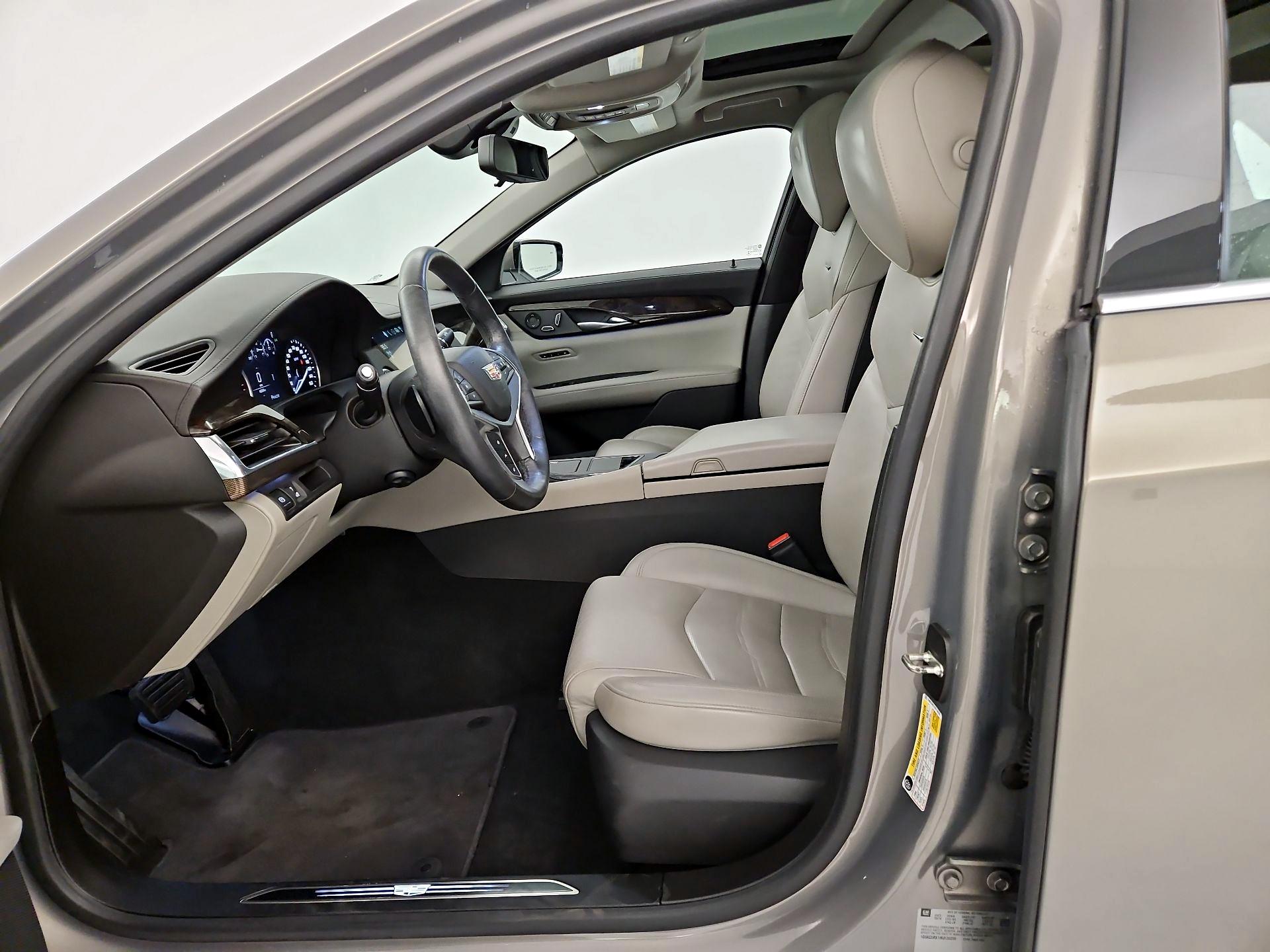 Thumbnail: 2017 Cadillac CT6 - 11