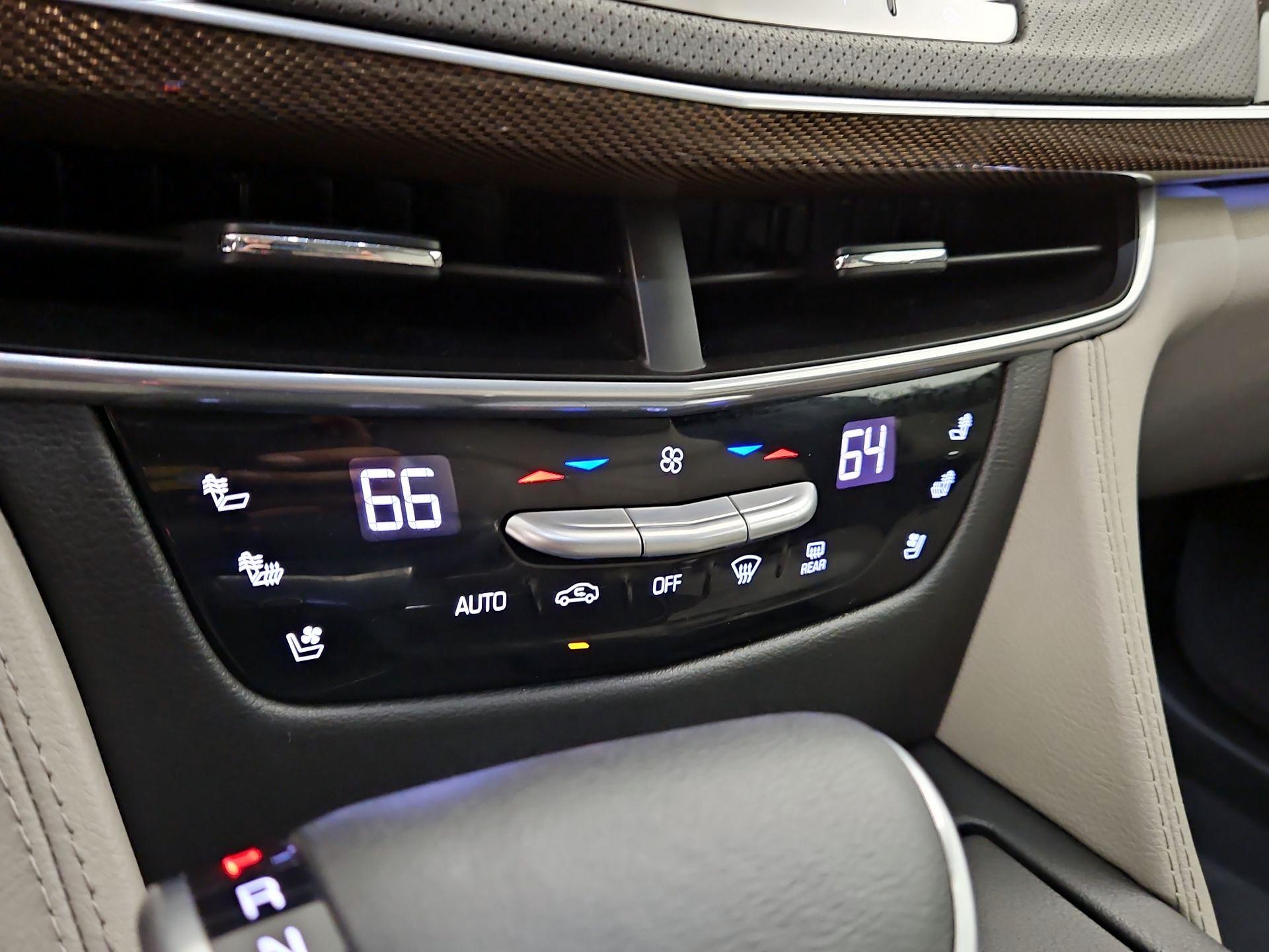 Thumbnail: 2017 Cadillac CT6 - 17