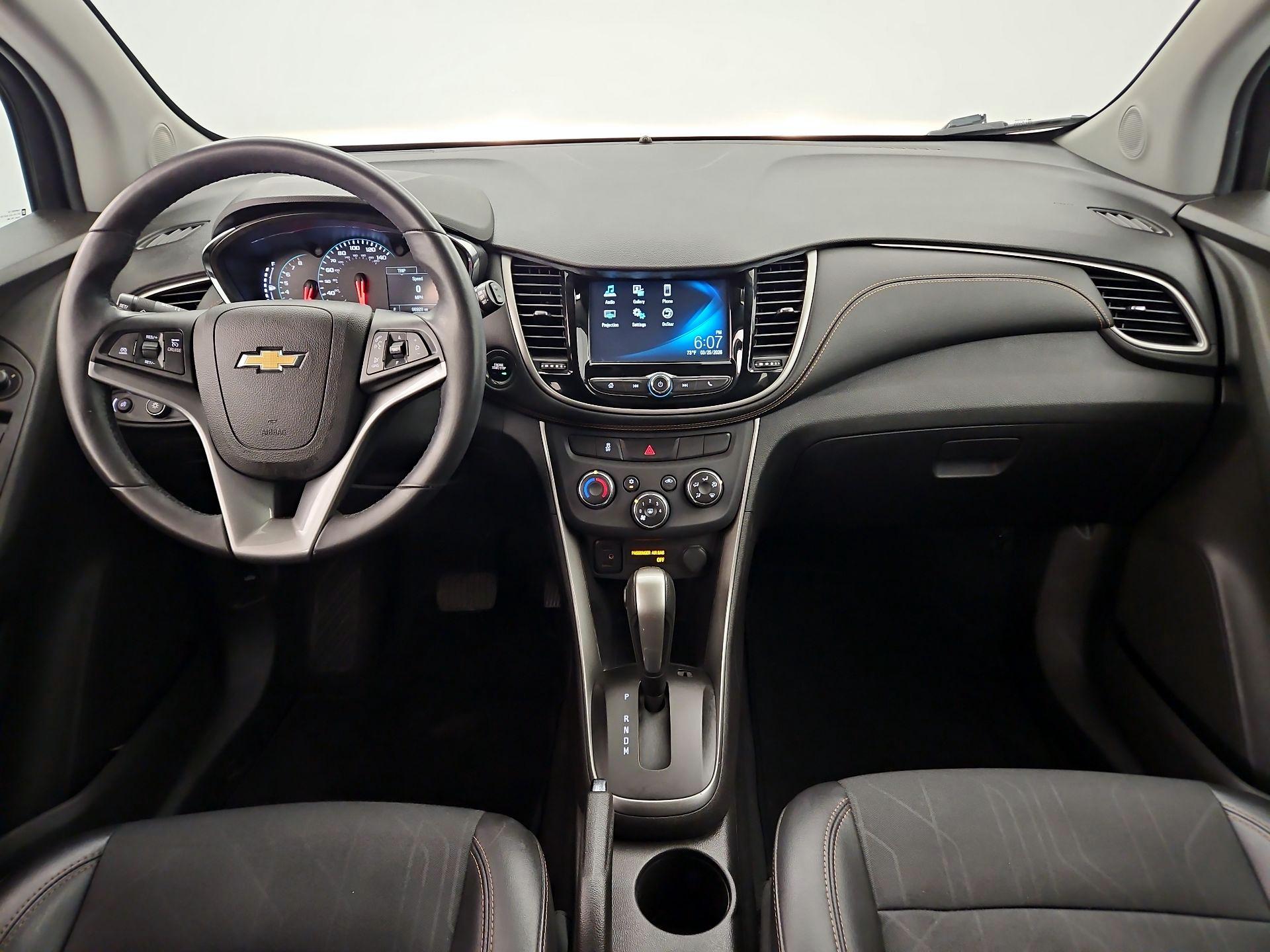 Thumbnail: 2017 Chevrolet Trax - 9