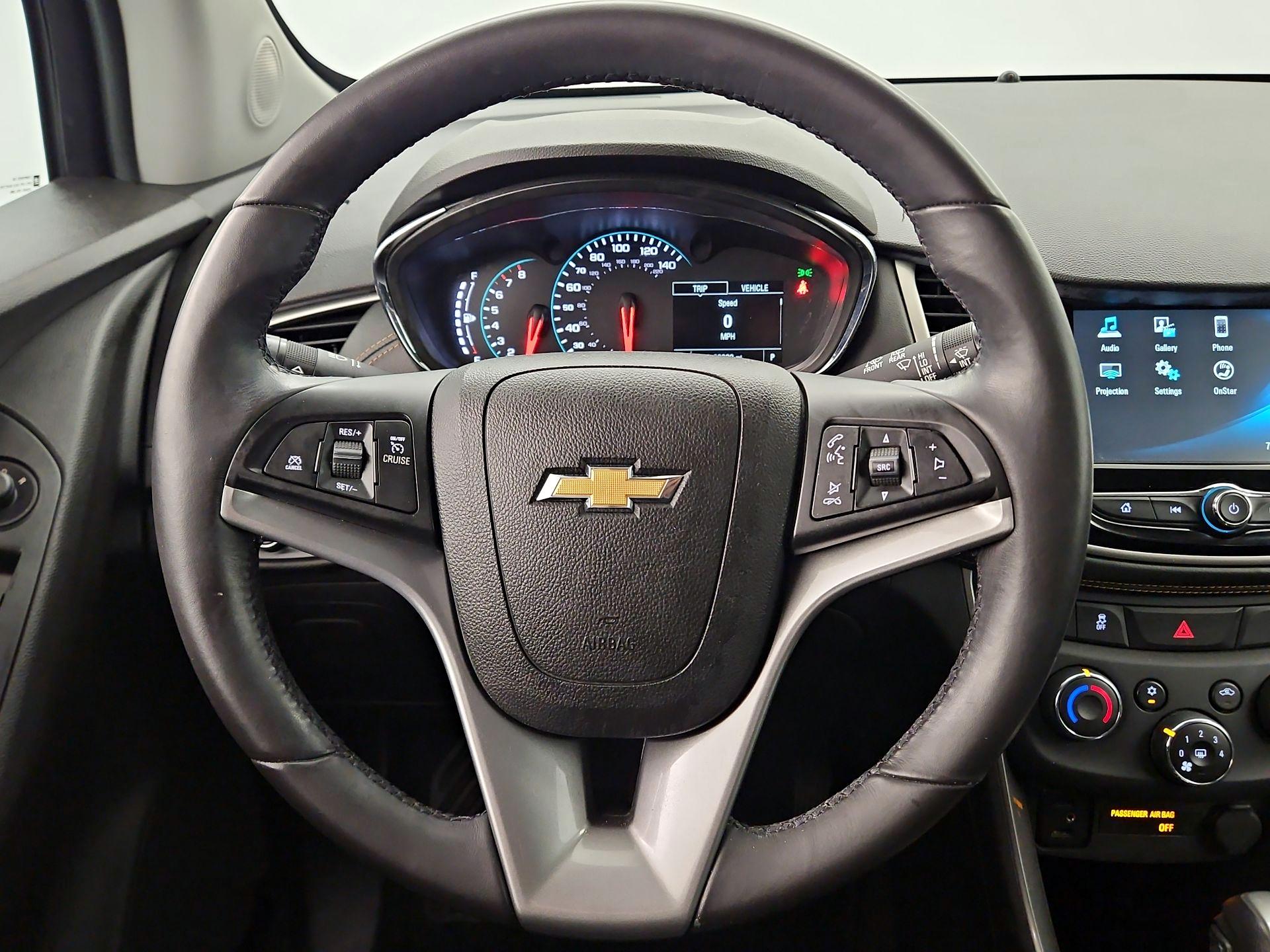 Thumbnail: 2017 Chevrolet Trax - 10