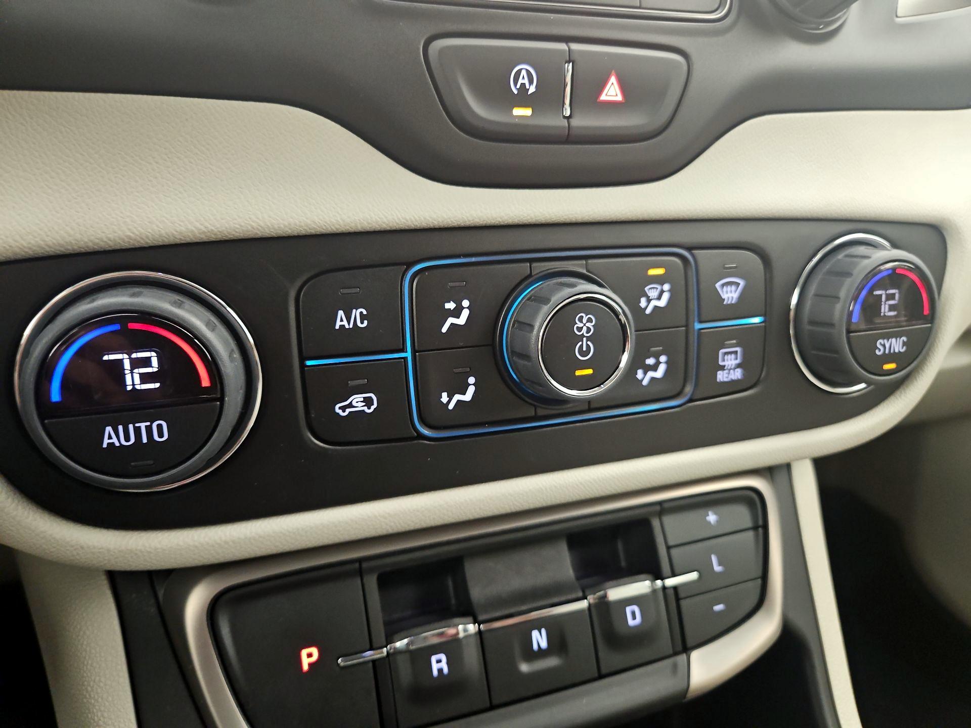 Thumbnail: 2024 GMC Terrain - 17