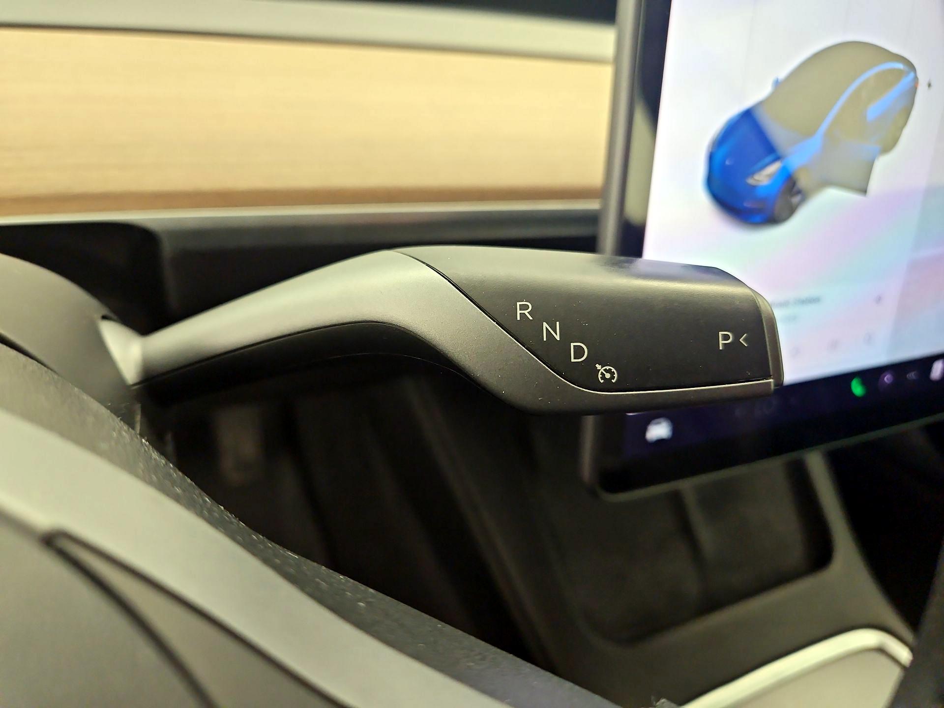 Thumbnail: 2021 Tesla Model 3 - 17