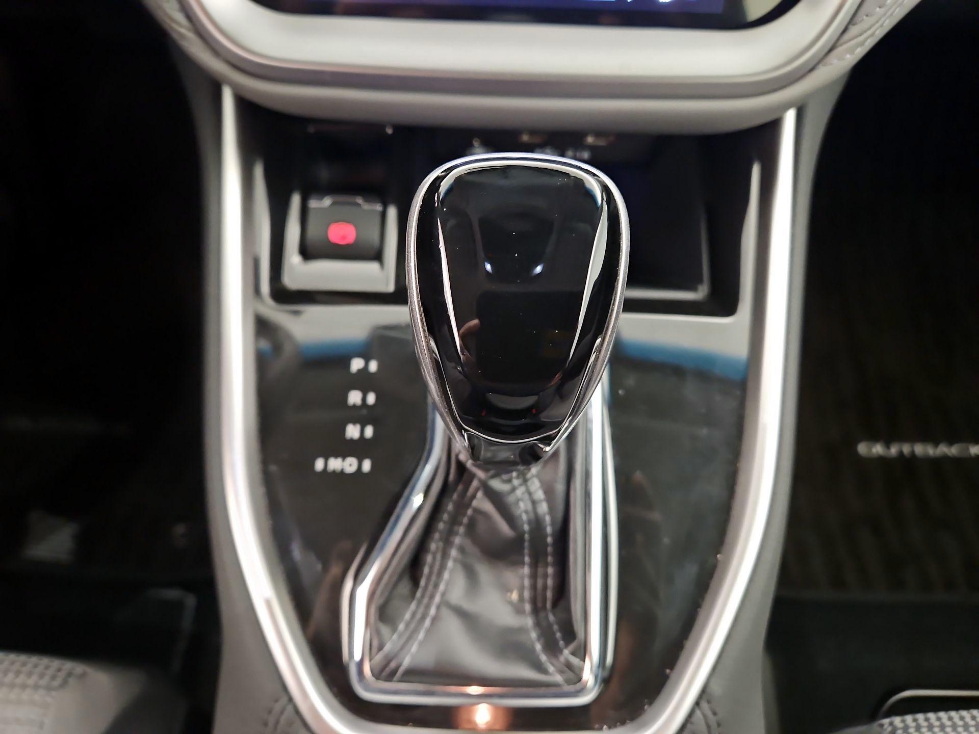 Thumbnail: 2021 Subaru Outback - 17