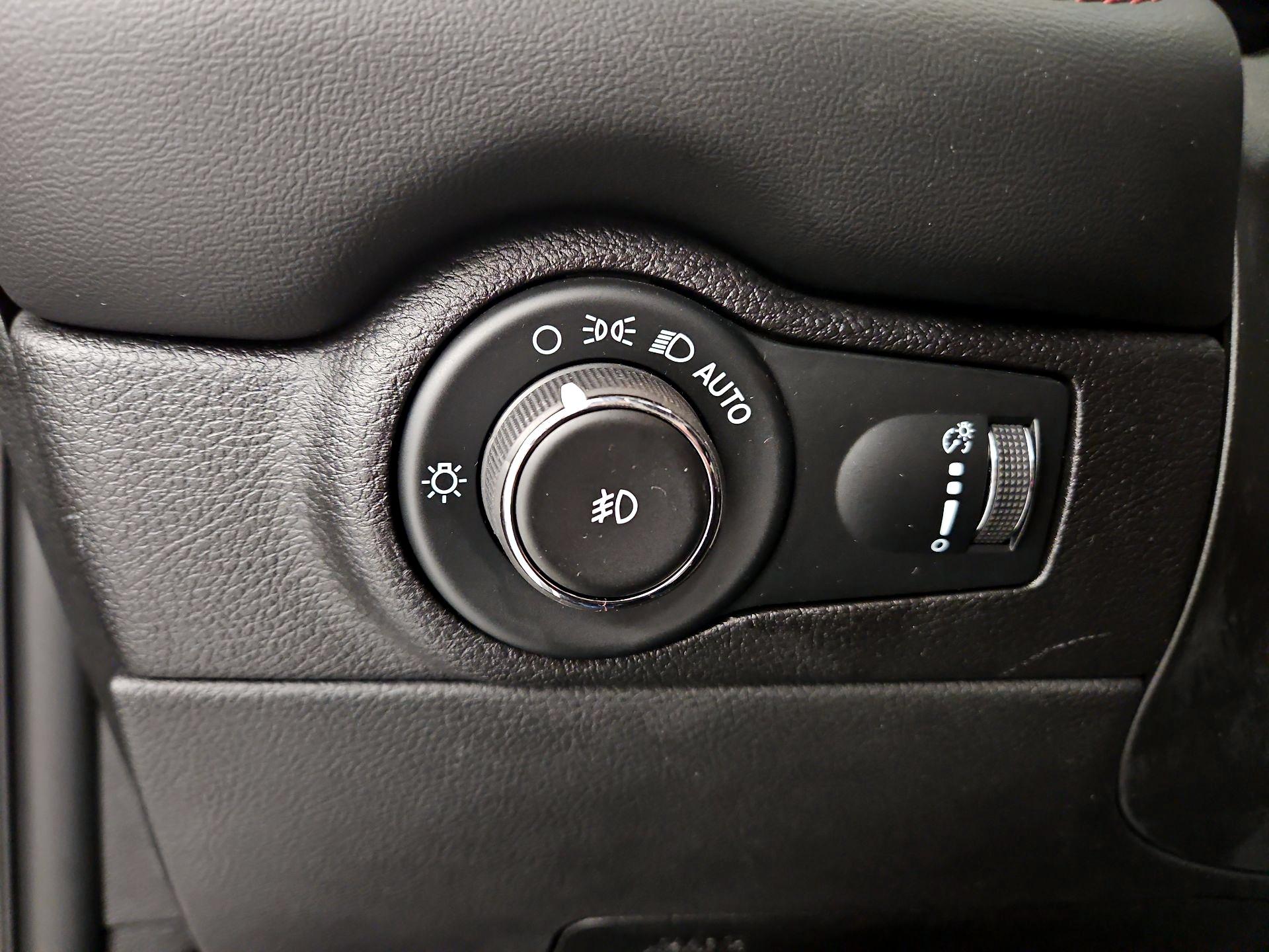 Thumbnail: 2023 Dodge Durango - 13