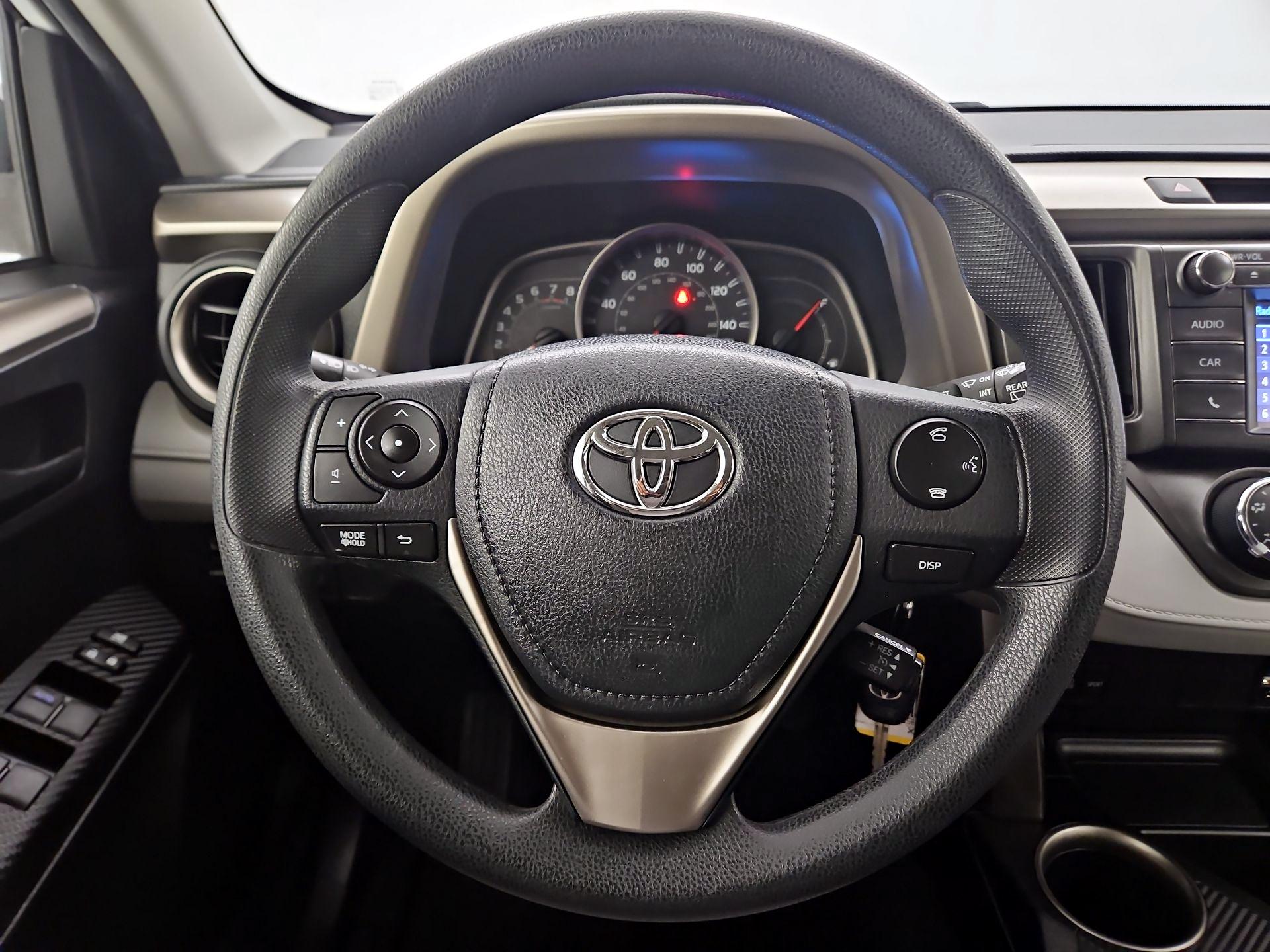 Thumbnail: 2014 Toyota RAV4 - 10
