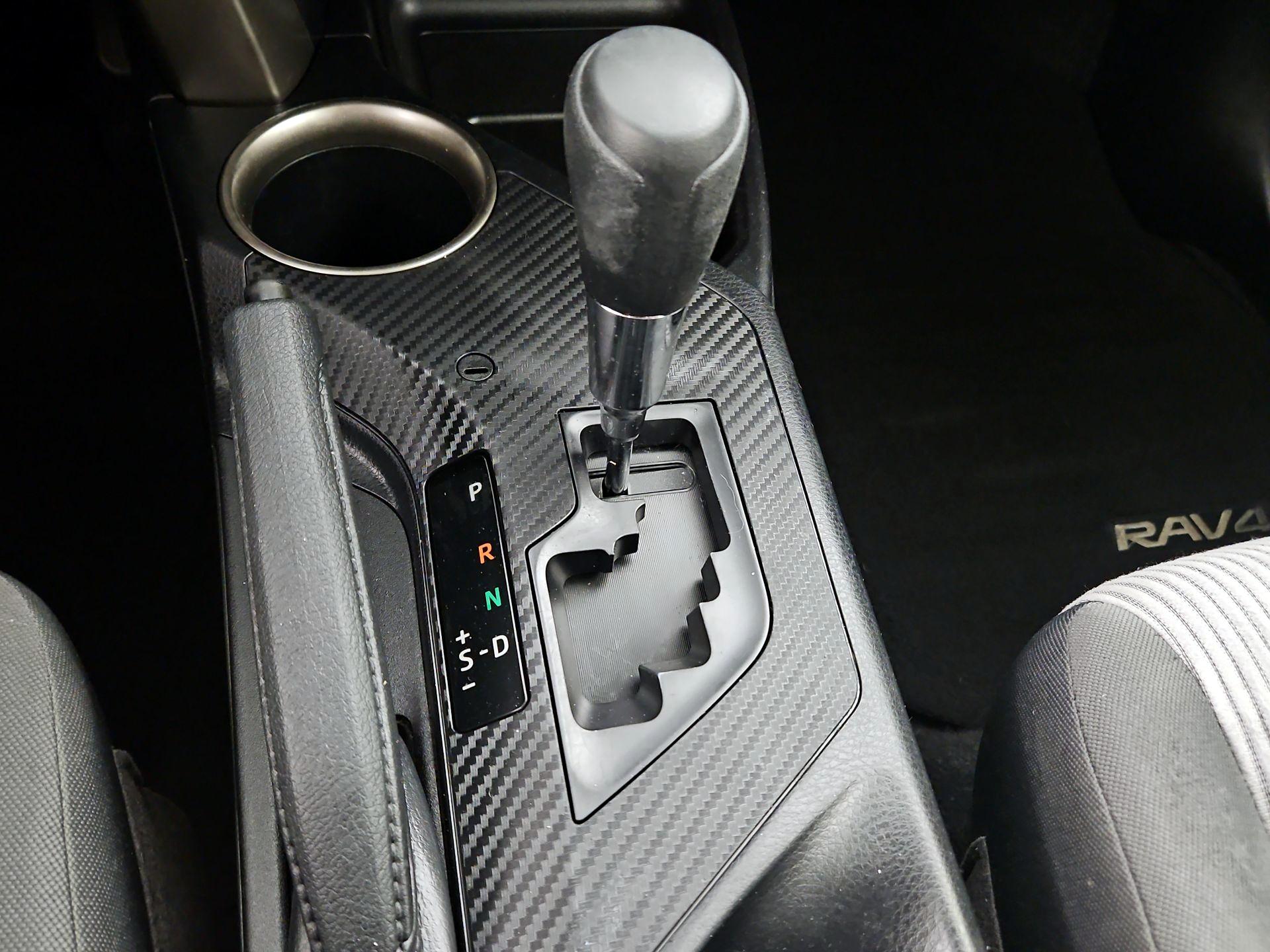 Thumbnail: 2014 Toyota RAV4 - 17