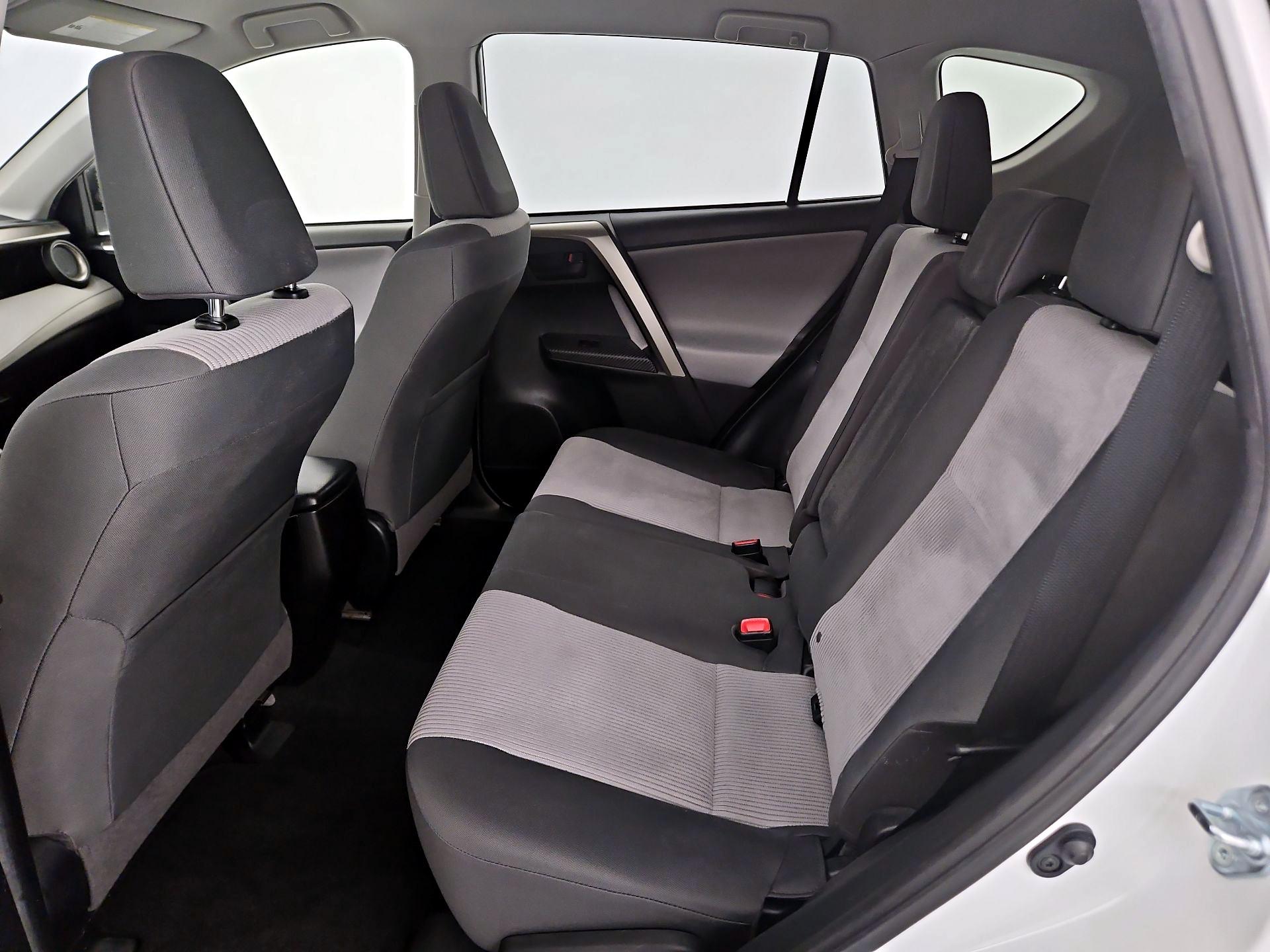 Thumbnail: 2014 Toyota RAV4 - 19