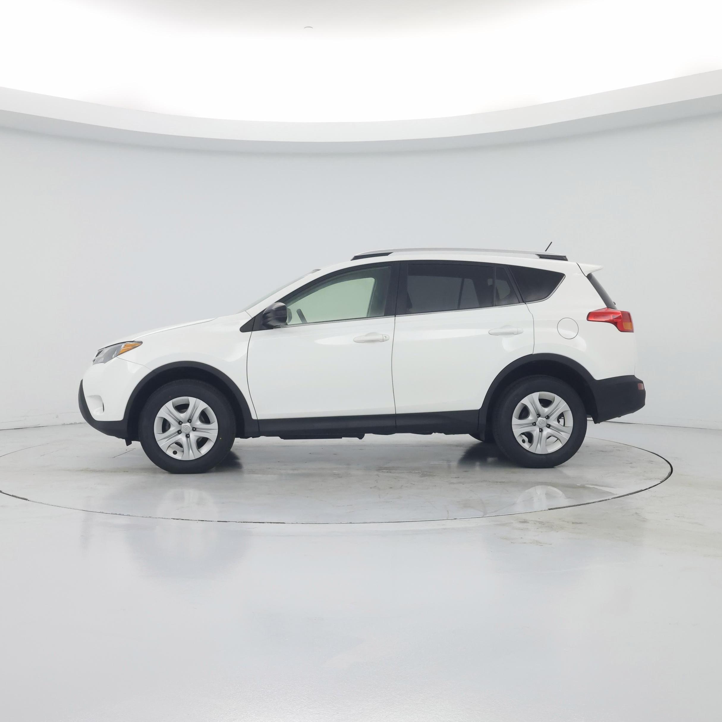 Thumbnail: 2014 Toyota RAV4 - 3