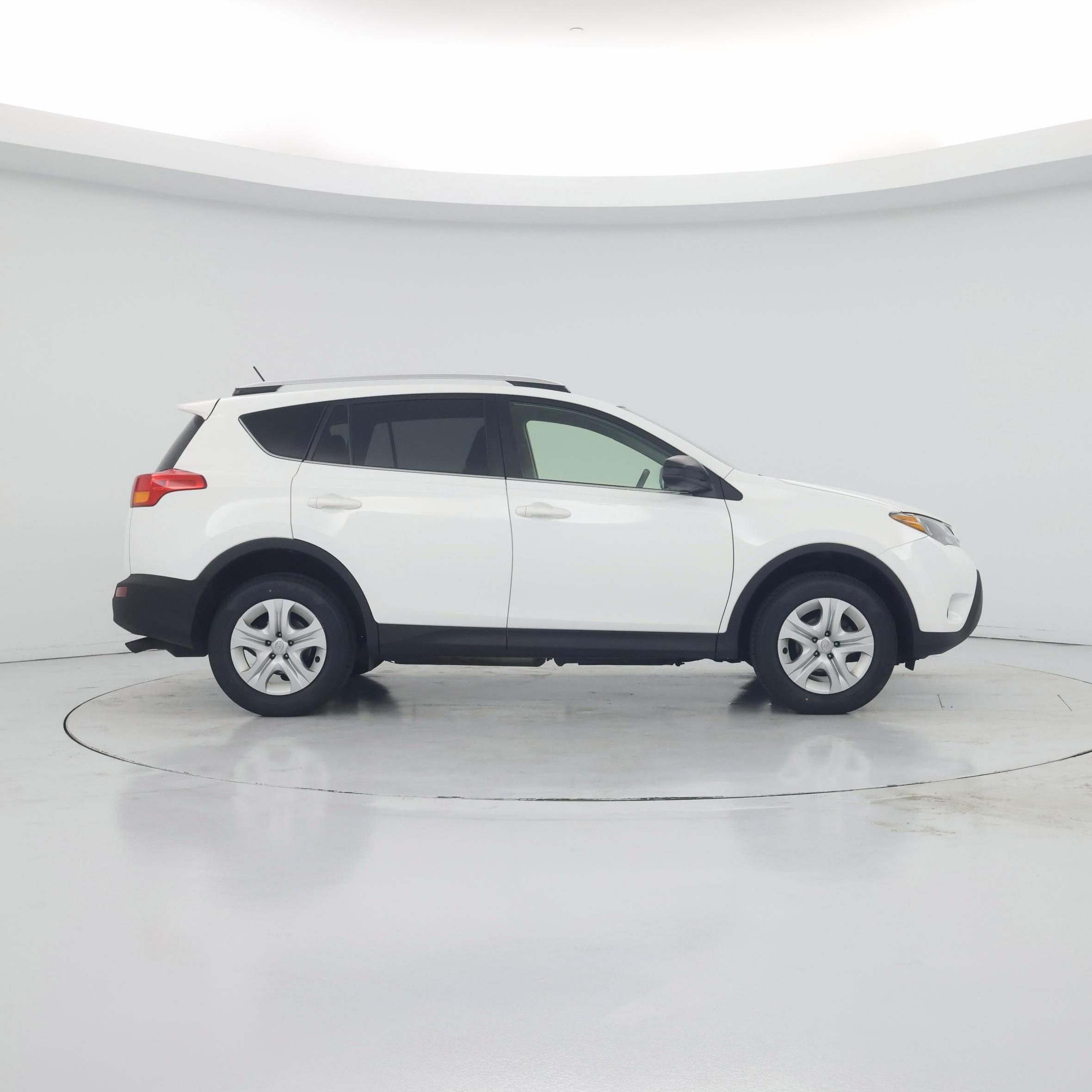 Thumbnail: 2014 Toyota RAV4 - 7