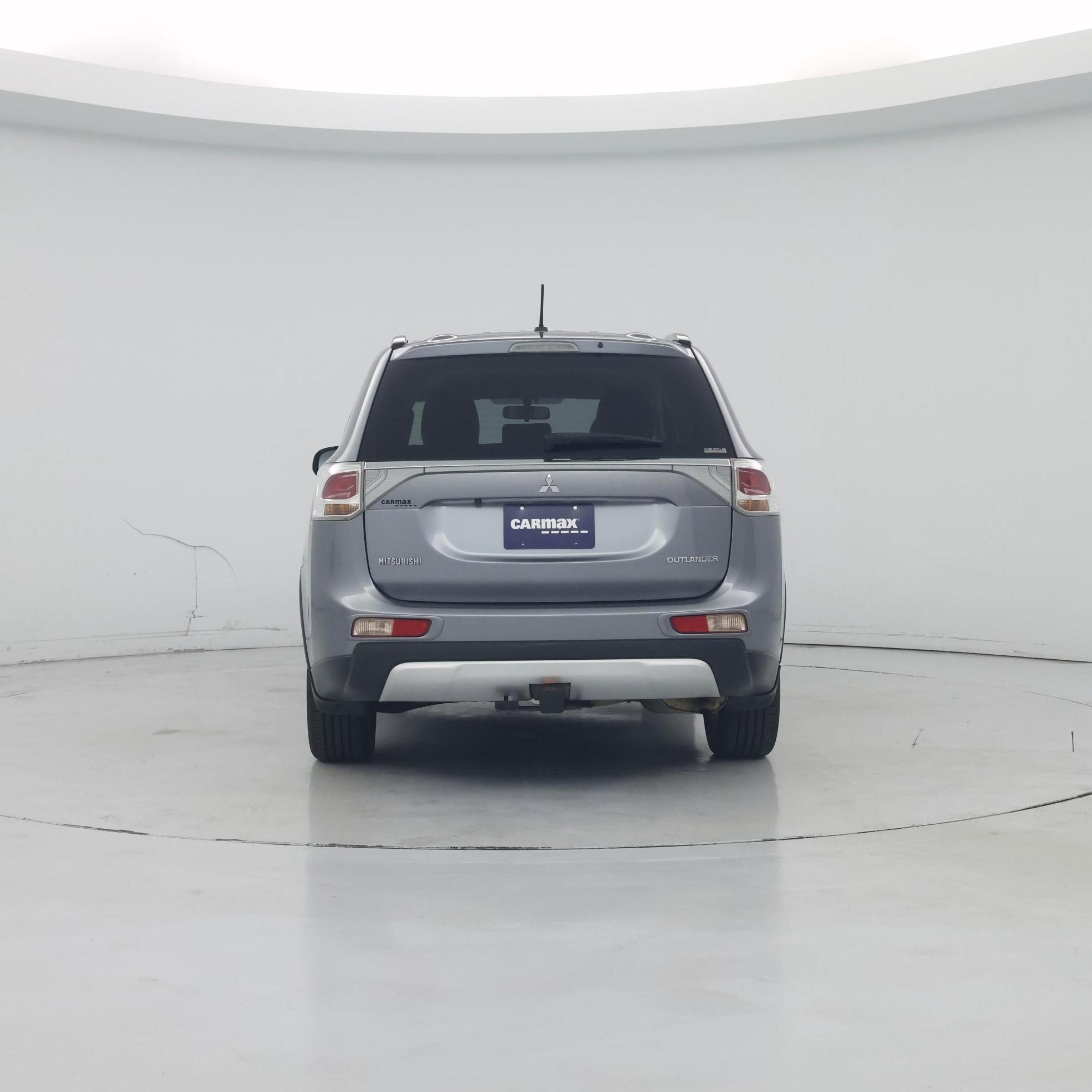 Thumbnail: 2015 Mitsubishi Outlander - 6