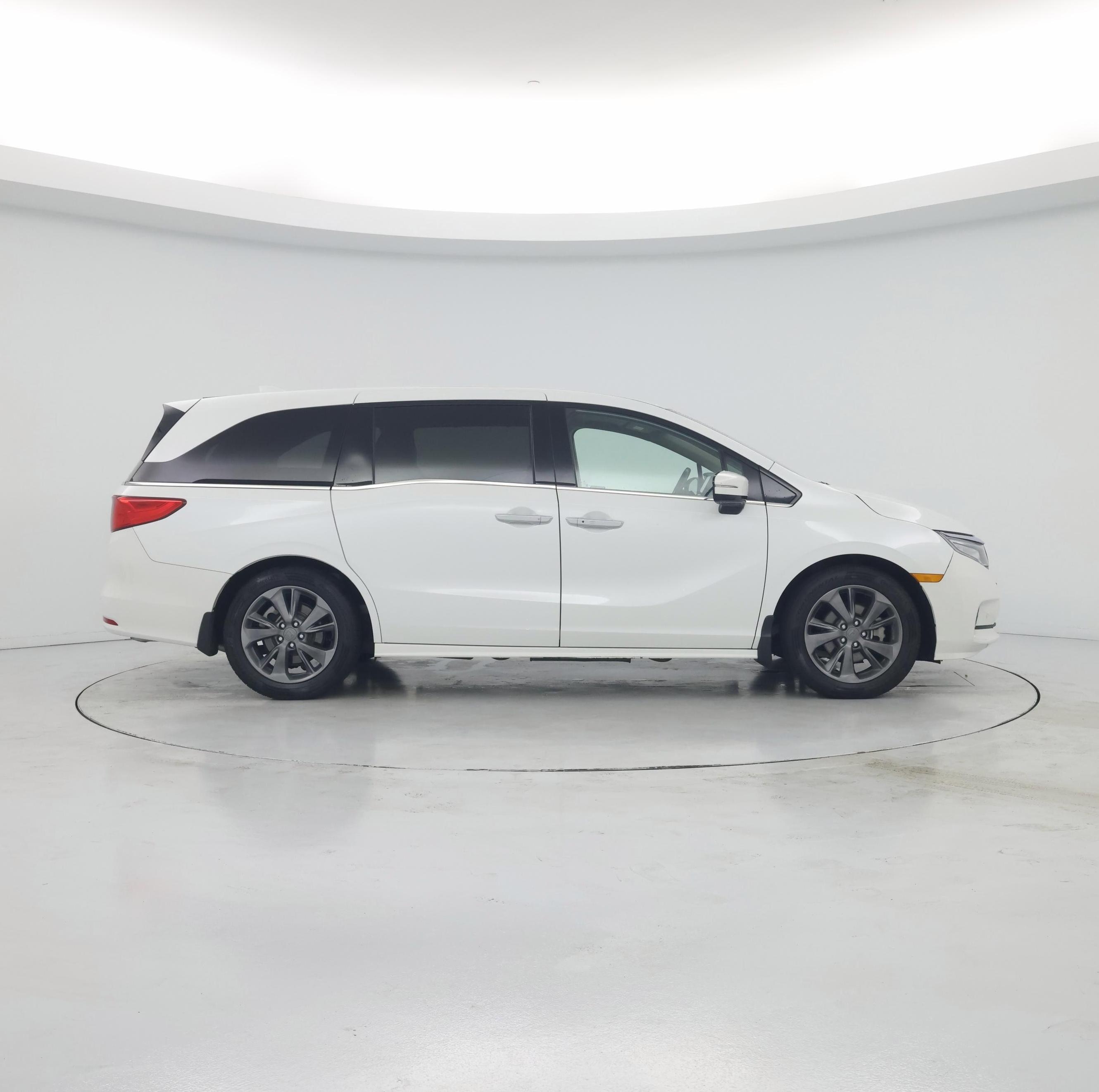 Thumbnail: 2022 Honda Odyssey - 7