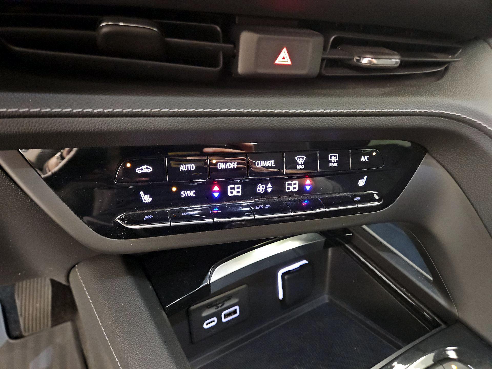 Thumbnail: 2021 Buick Envision - 17