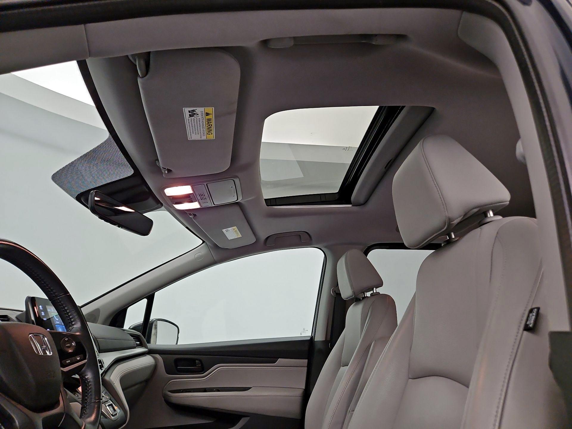 Thumbnail: 2018 Honda Odyssey - 19