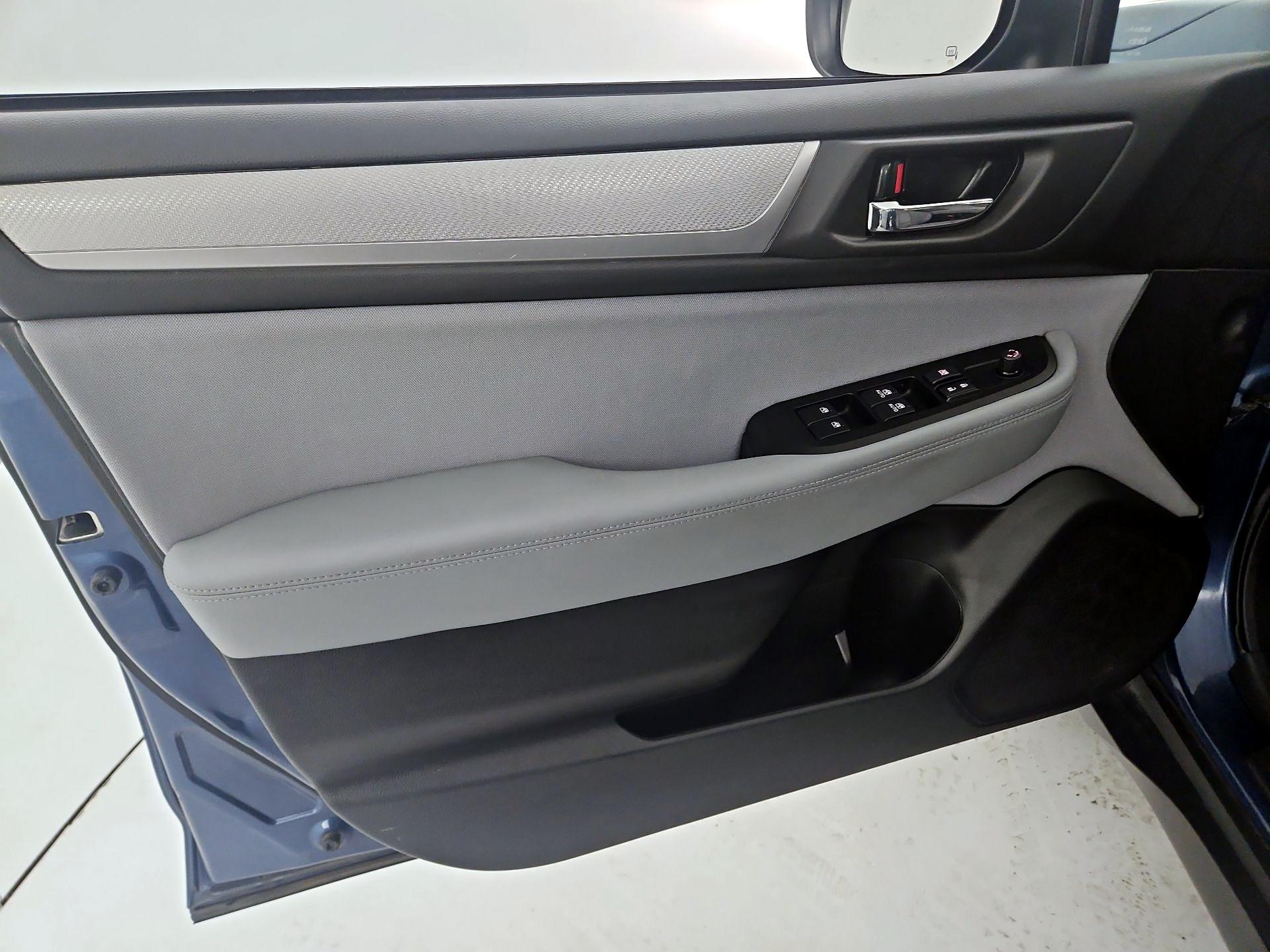 Thumbnail: 2019 Subaru Outback - 12