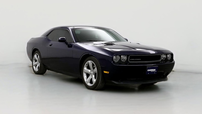 2014 Dodge Challenger SXT Hero Image