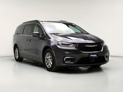 2021 Chrysler Pacifica Touring -
                Kenosha, WI