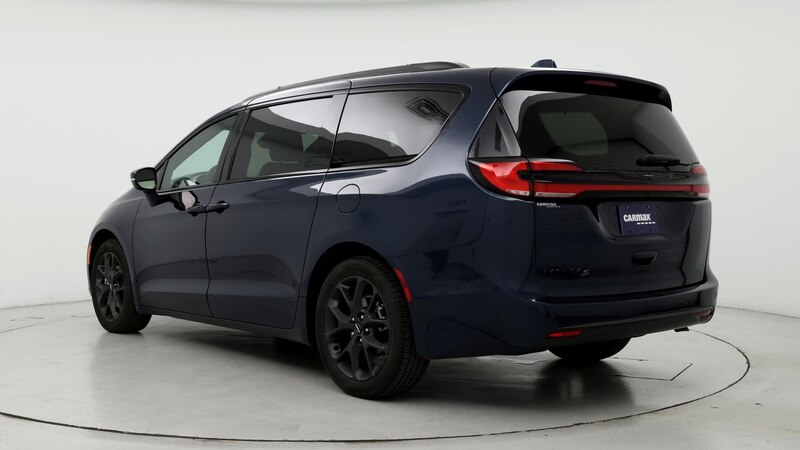 2022 Chrysler Pacifica Touring L 2