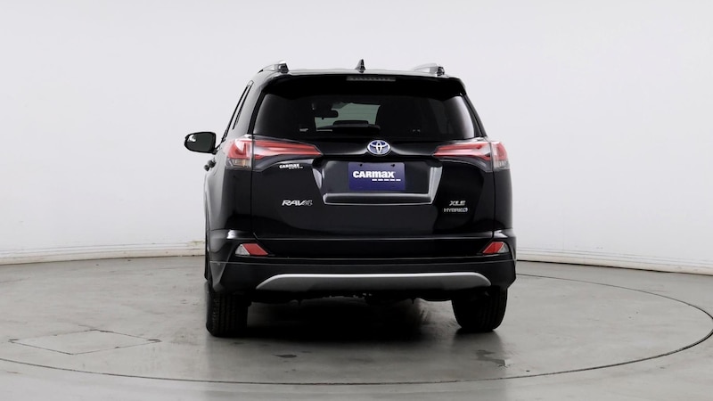 2018 Toyota RAV4 XLE 6