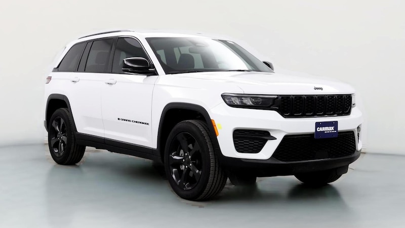 2024 Jeep Grand Cherokee Altitude Hero Image