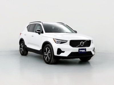 2024 Volvo XC40 B5 Core -
                Kenosha, WI