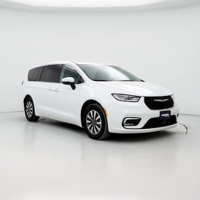 White 2023 Chrysler Pacifica Hybrid Touring L