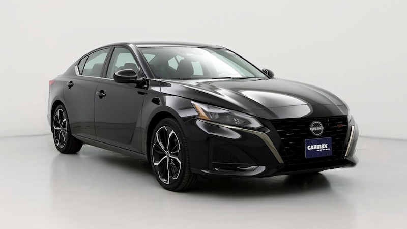 2023 Nissan Altima SR Hero Image