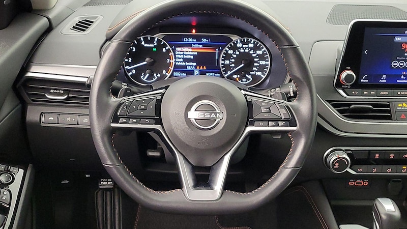 2023 Nissan Altima SR 10