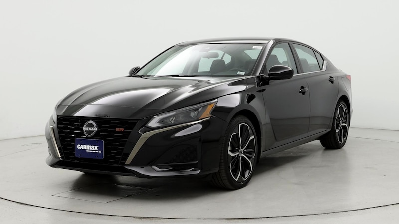 2023 Nissan Altima SR 4