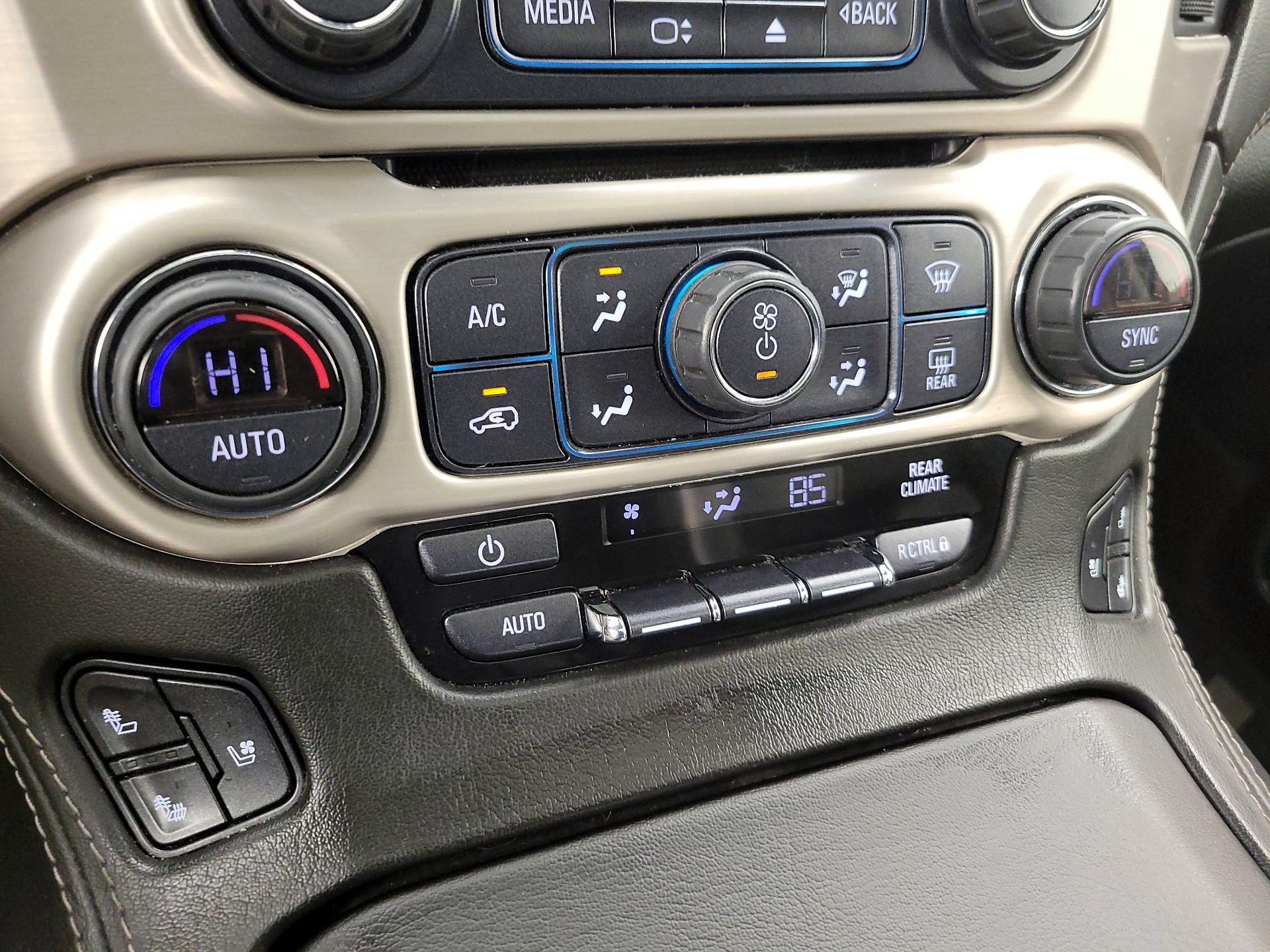 Thumbnail: 2019 GMC Yukon - 17